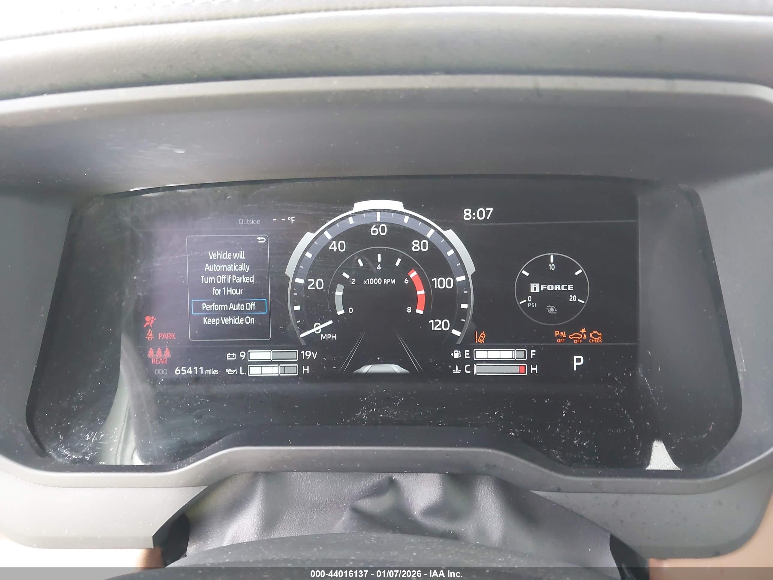 TOYOTA TUNDRA image 7