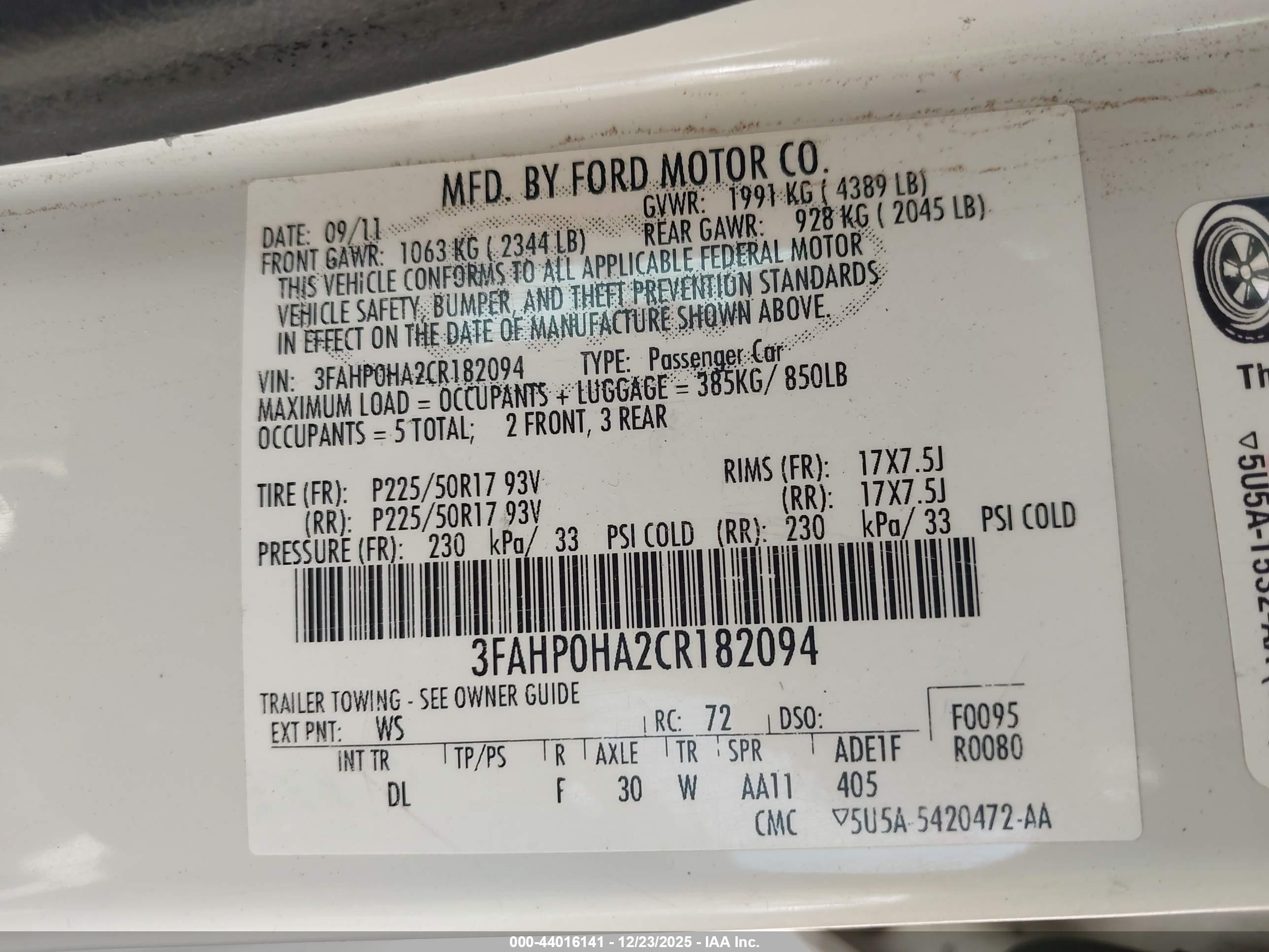 FORD FUSION image 9