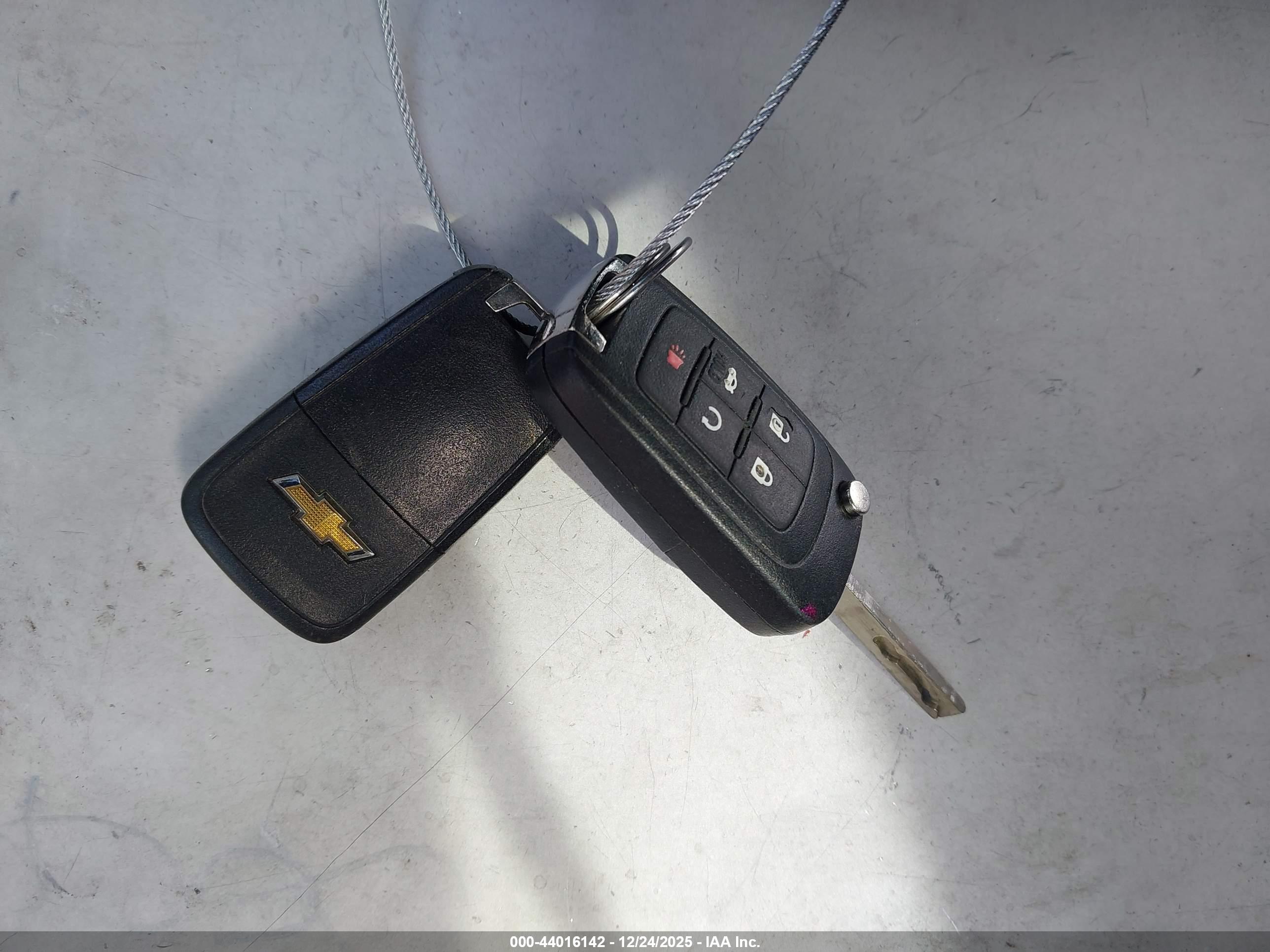 CHEVROLET EQUINOX image 11