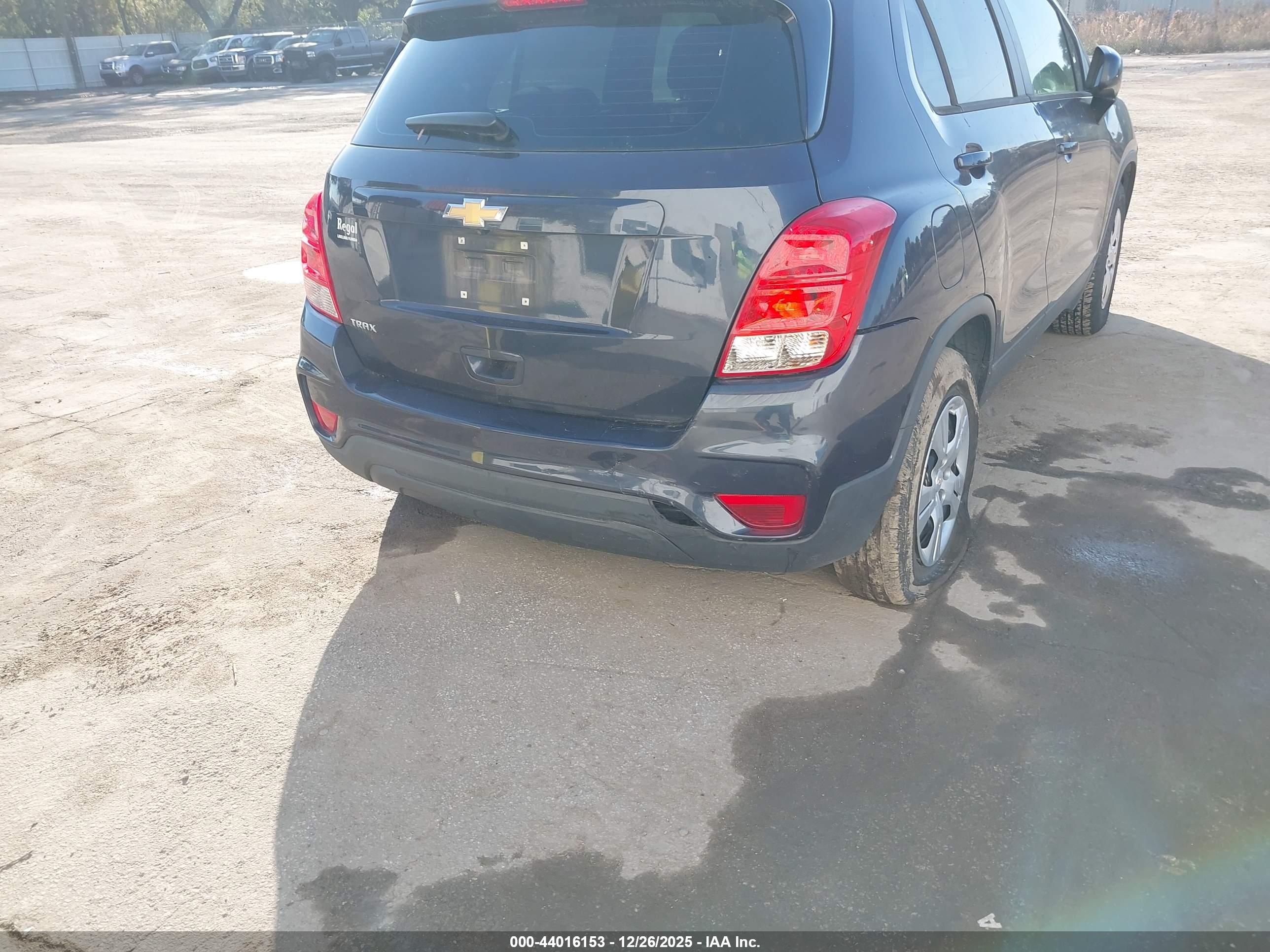 CHEVROLET TRAX image 6