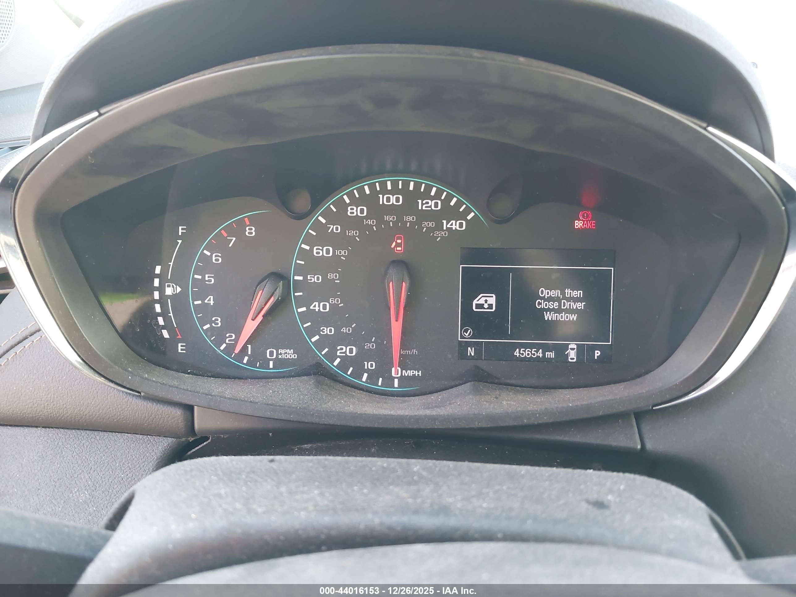 CHEVROLET TRAX image 7