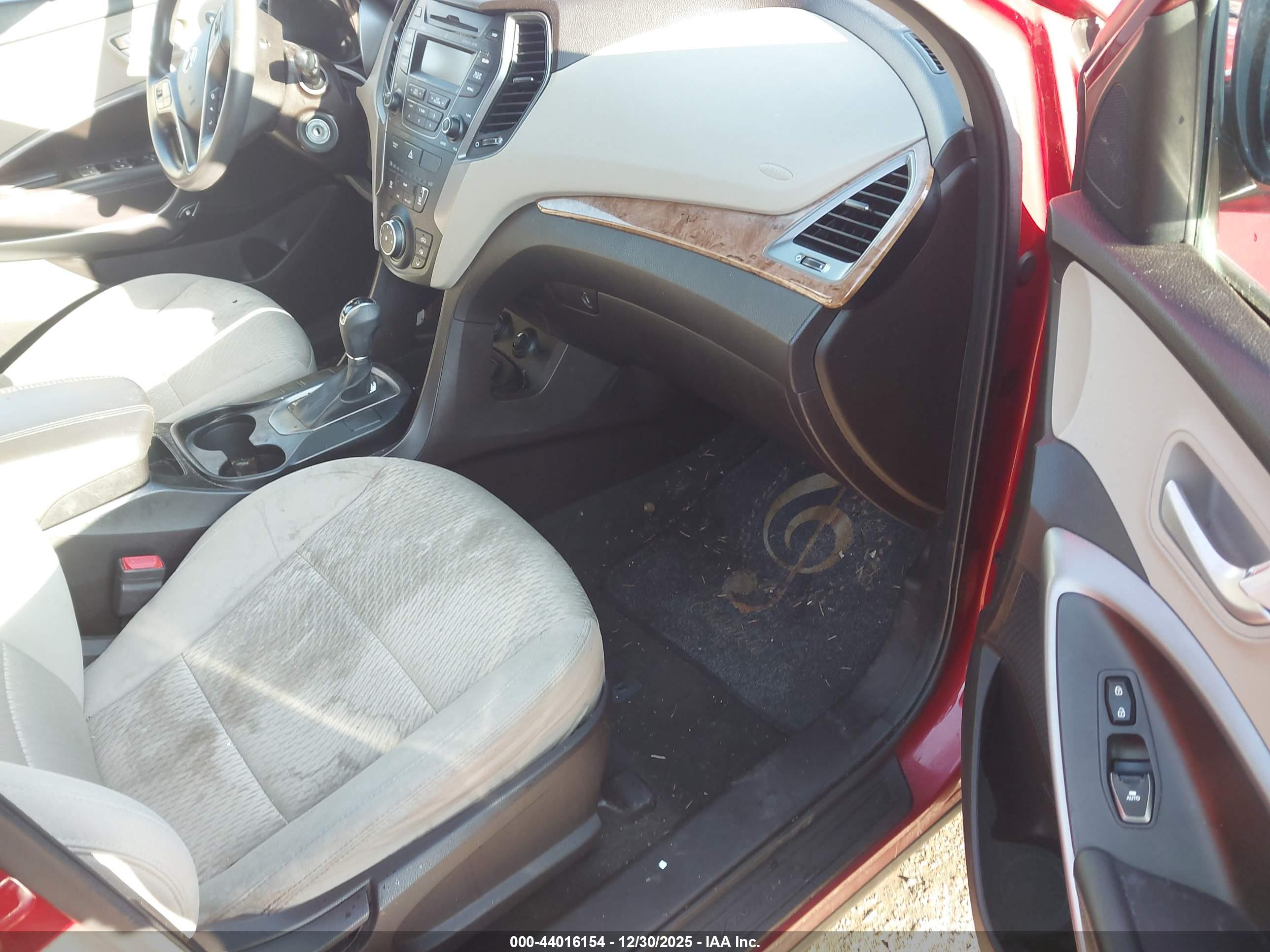 HYUNDAI SANTA image 5