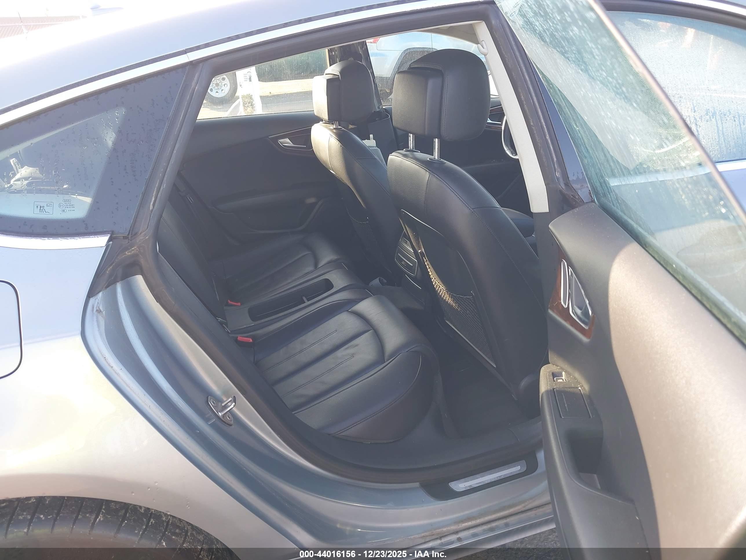AUDI A7 image 8