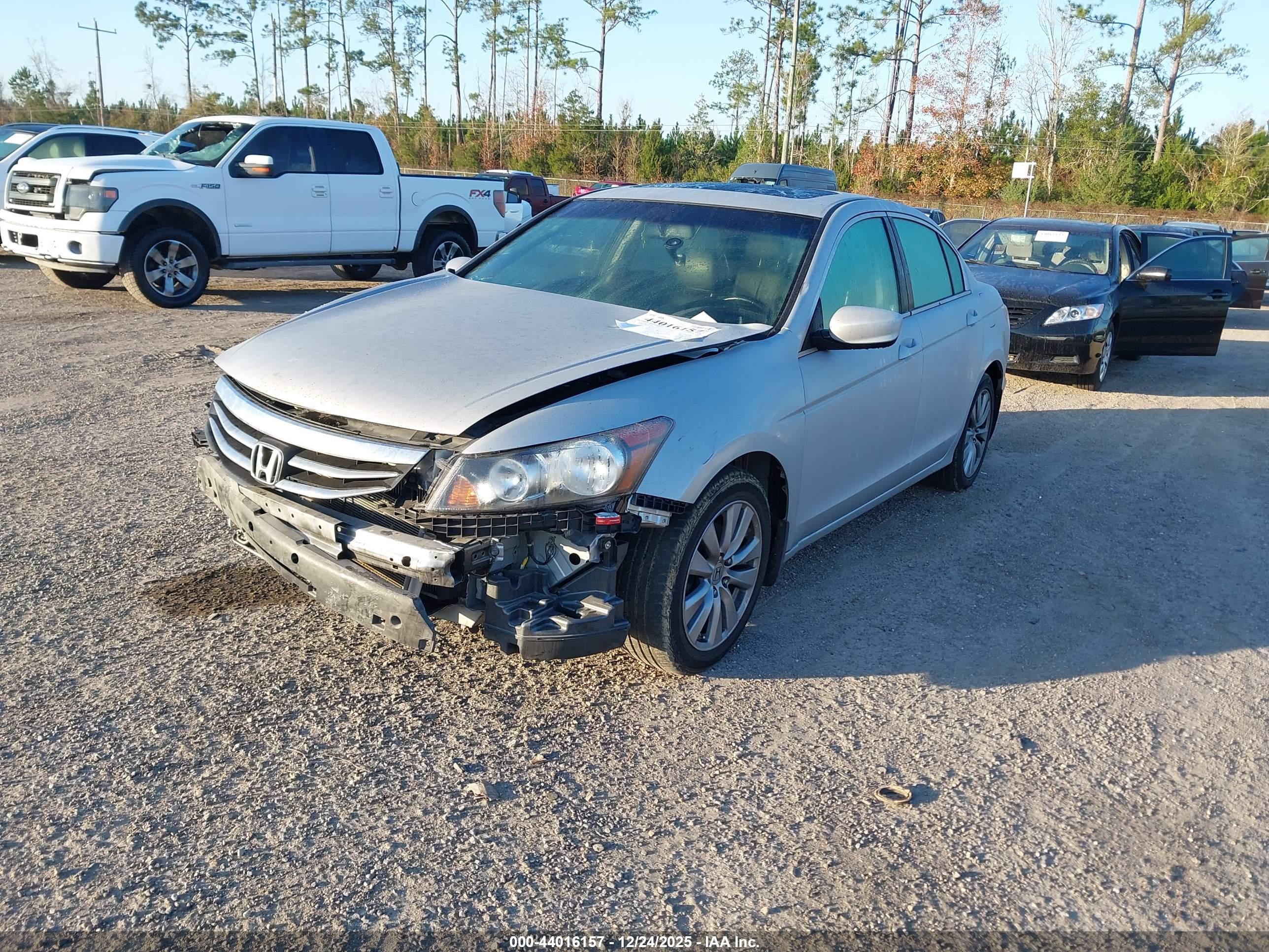 HONDA ACCORD image 2