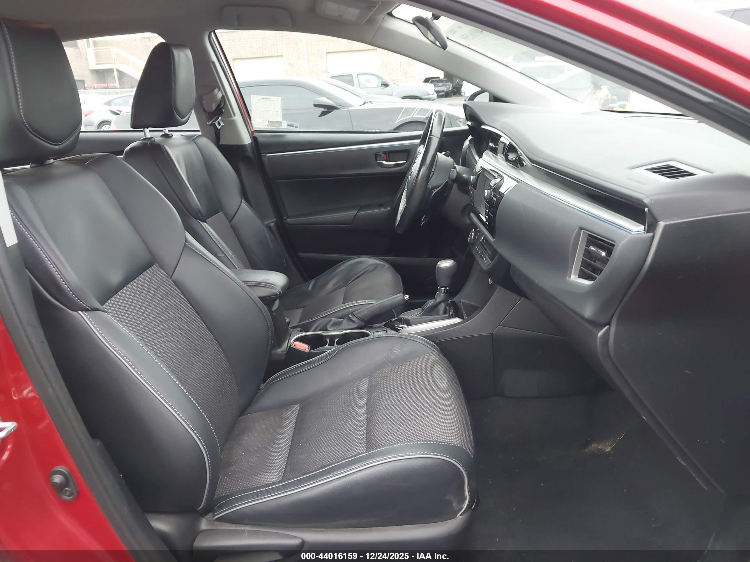 TOYOTA COROLLA image 5