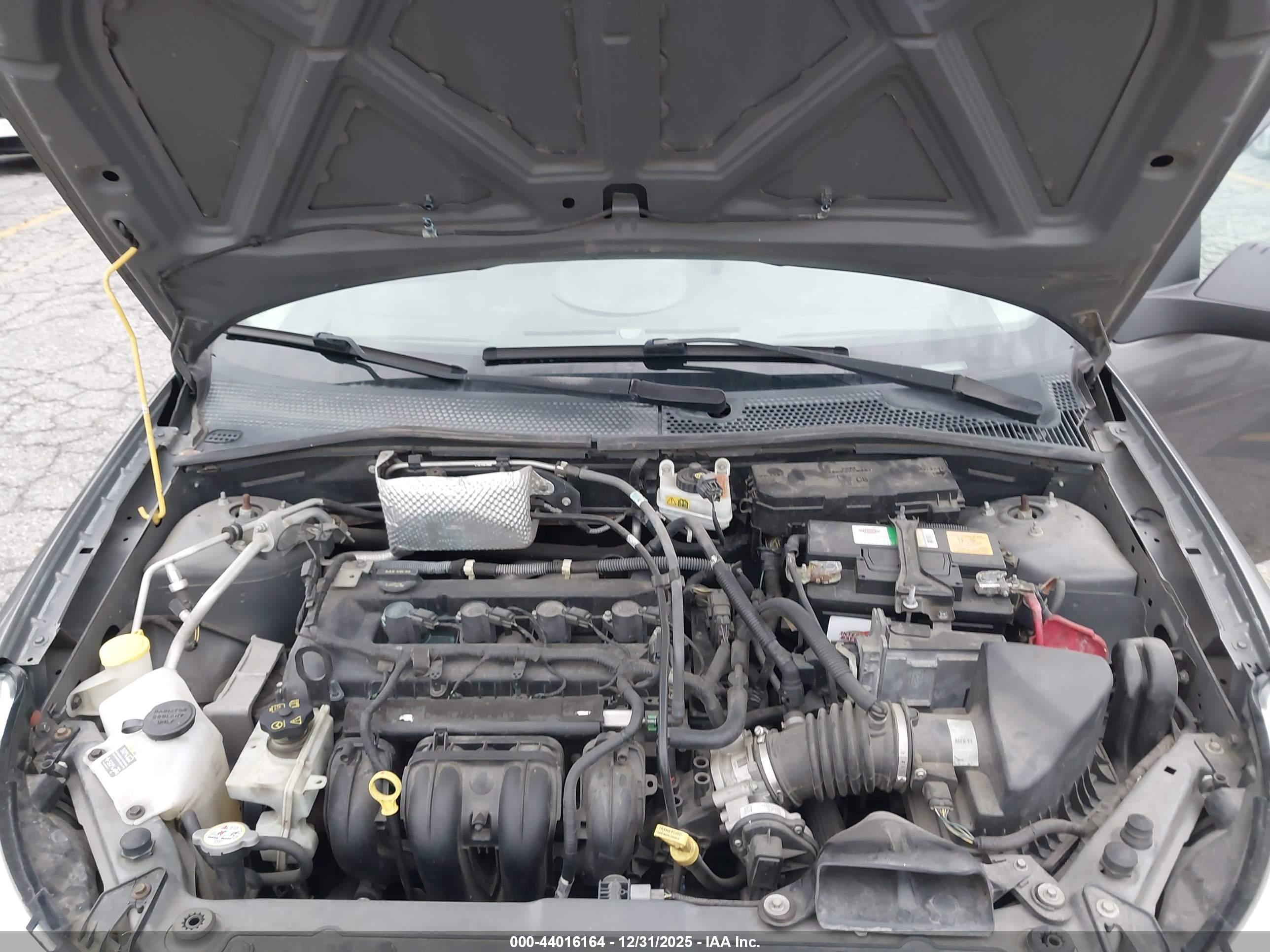FORD FOCUS image 10