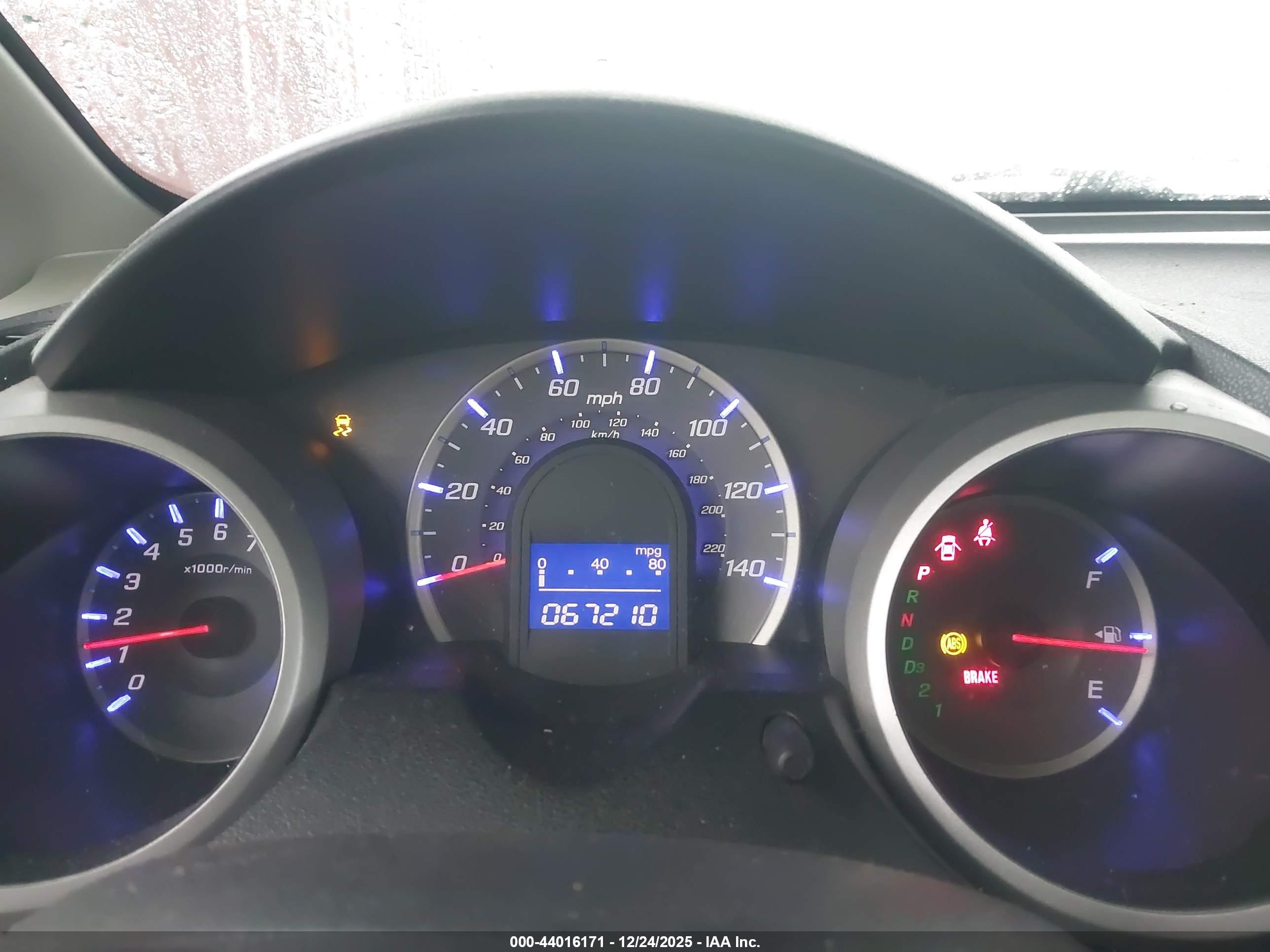 HONDA FIT image 7