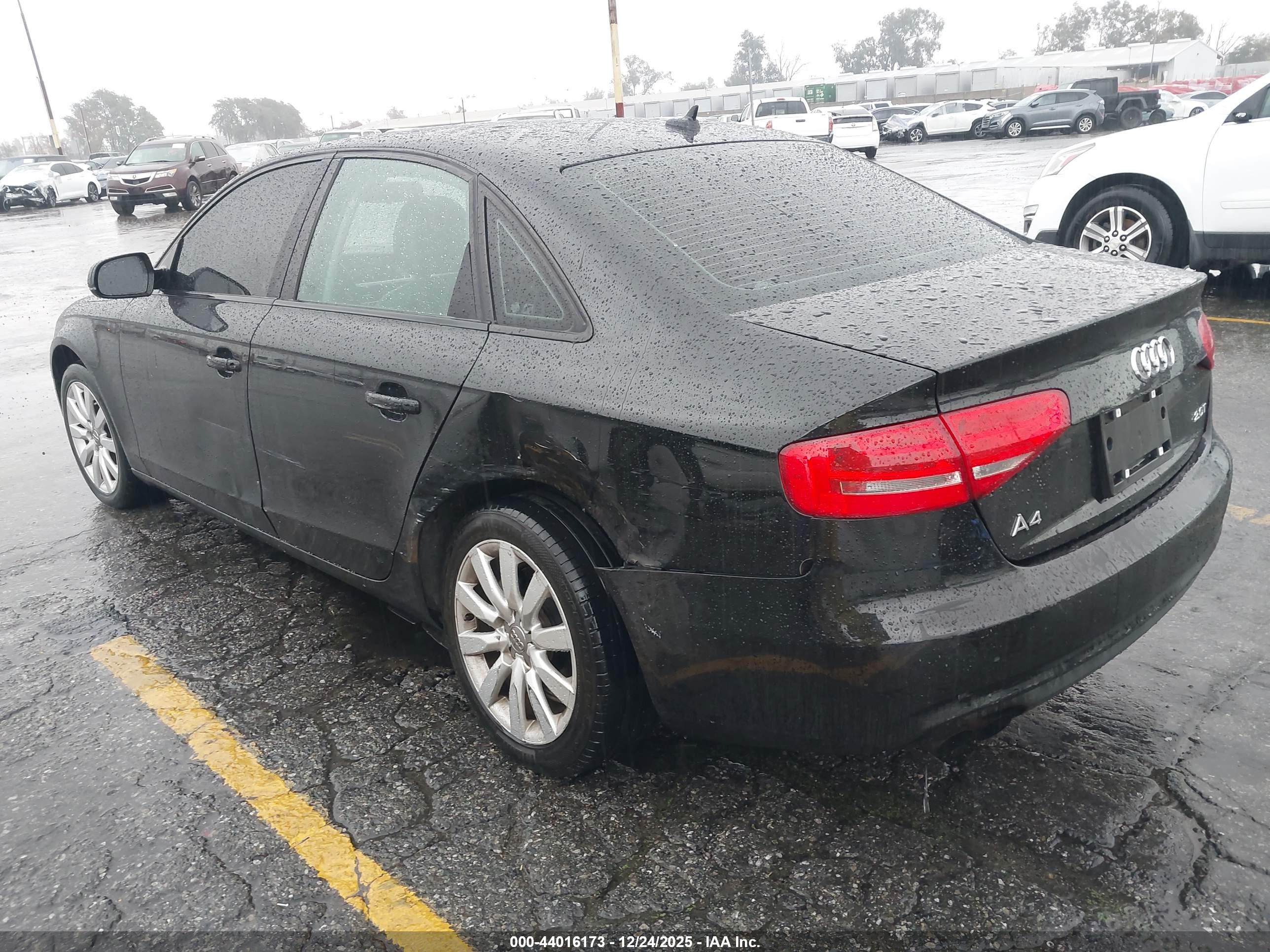 AUDI A4 image 3