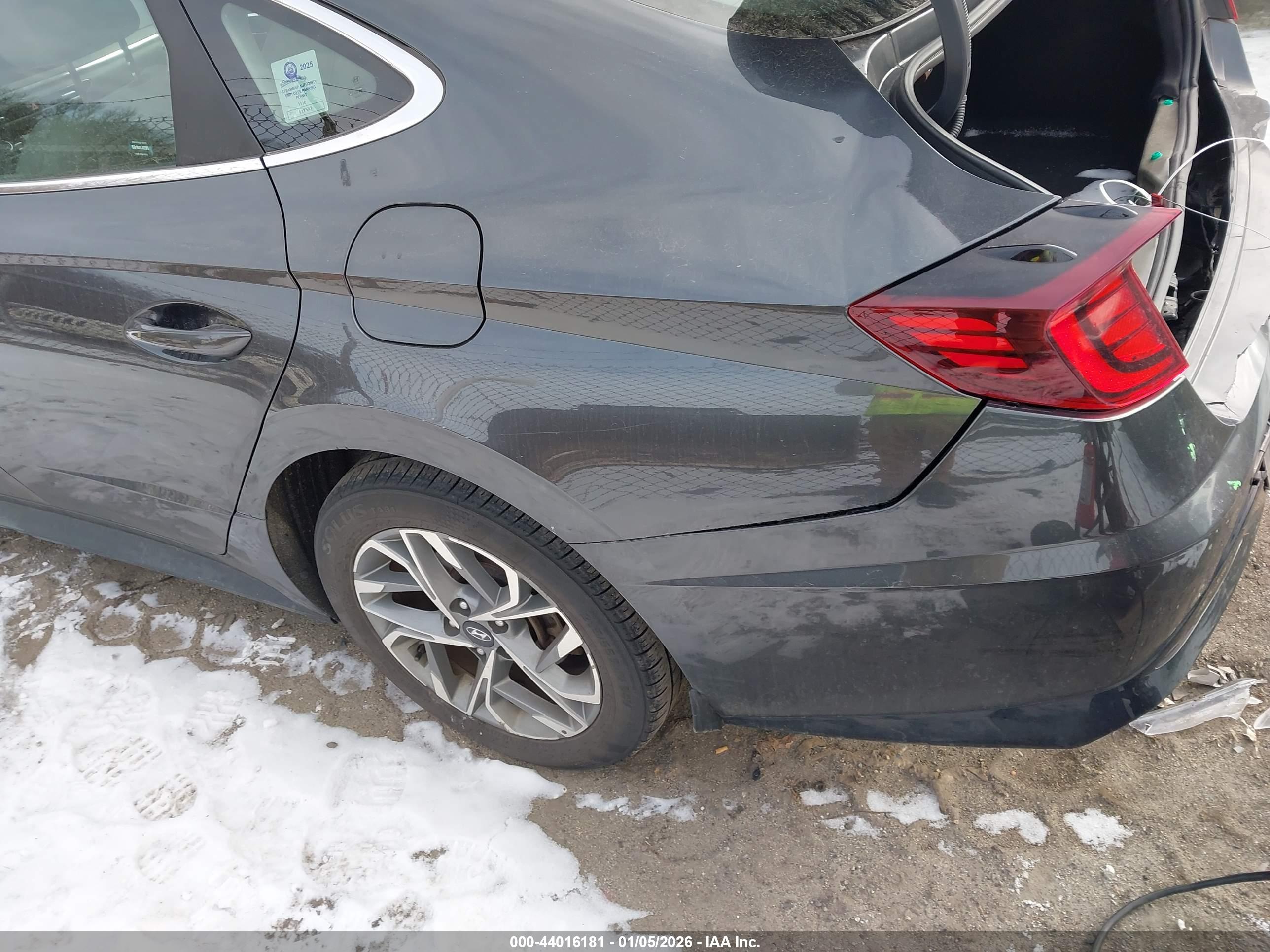 HYUNDAI SONATA image 3