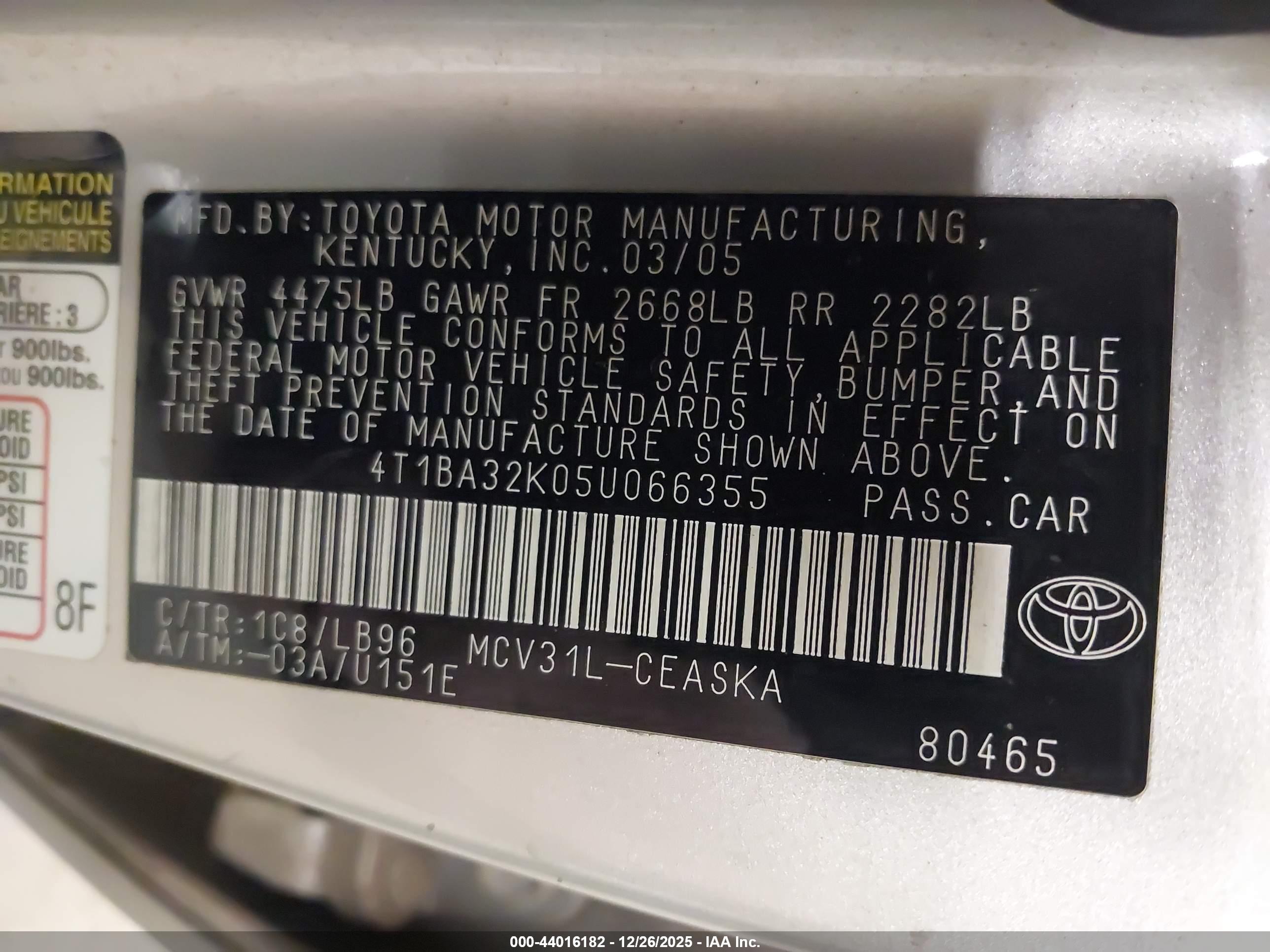 TOYOTA CAMRY image 9