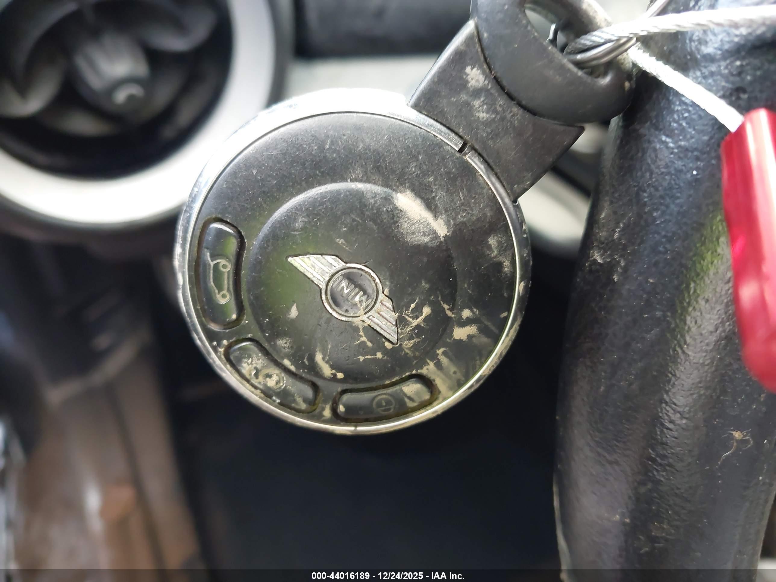 MINI COOPER image 11