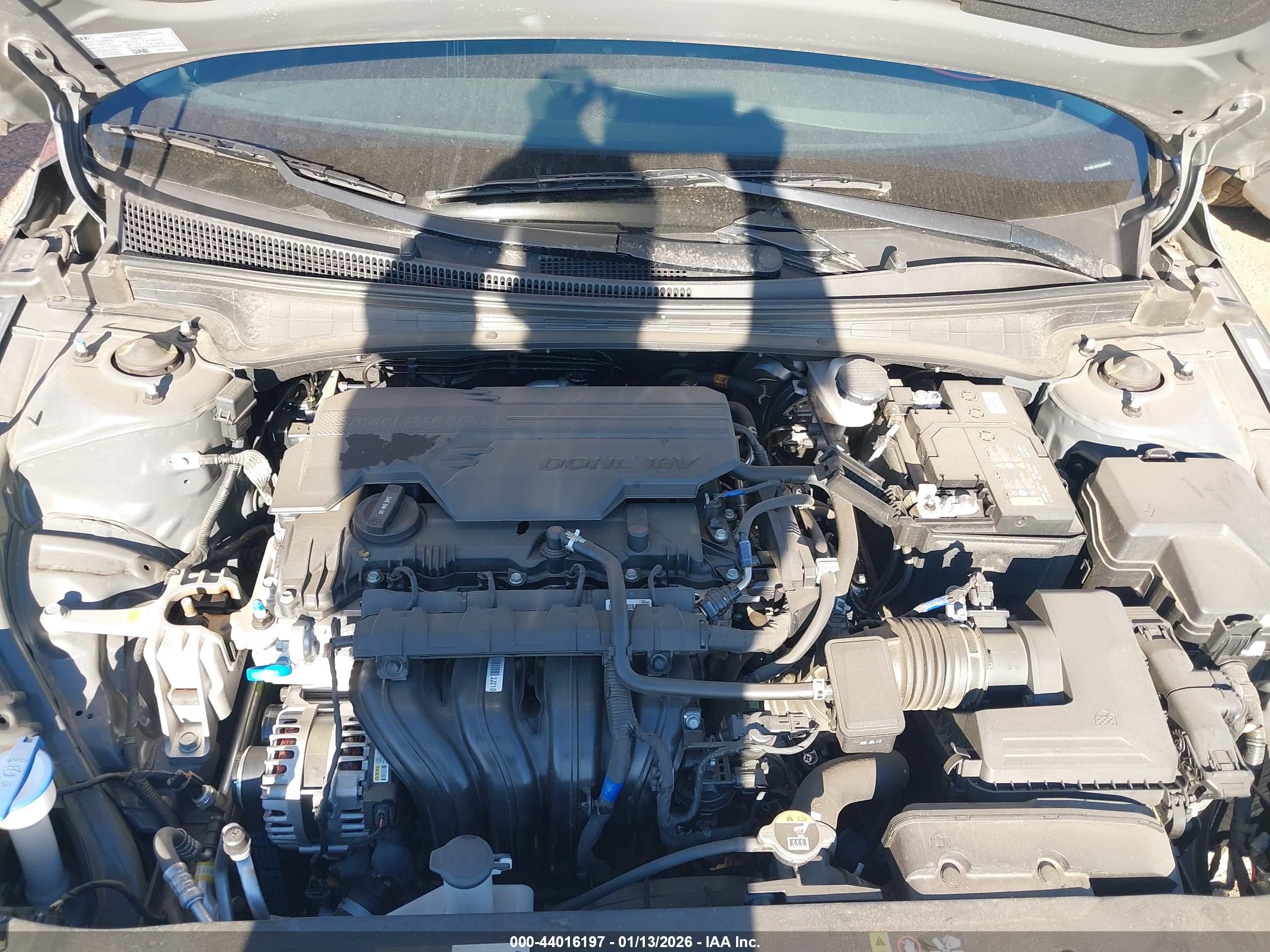 HYUNDAI ELANTRA image 10