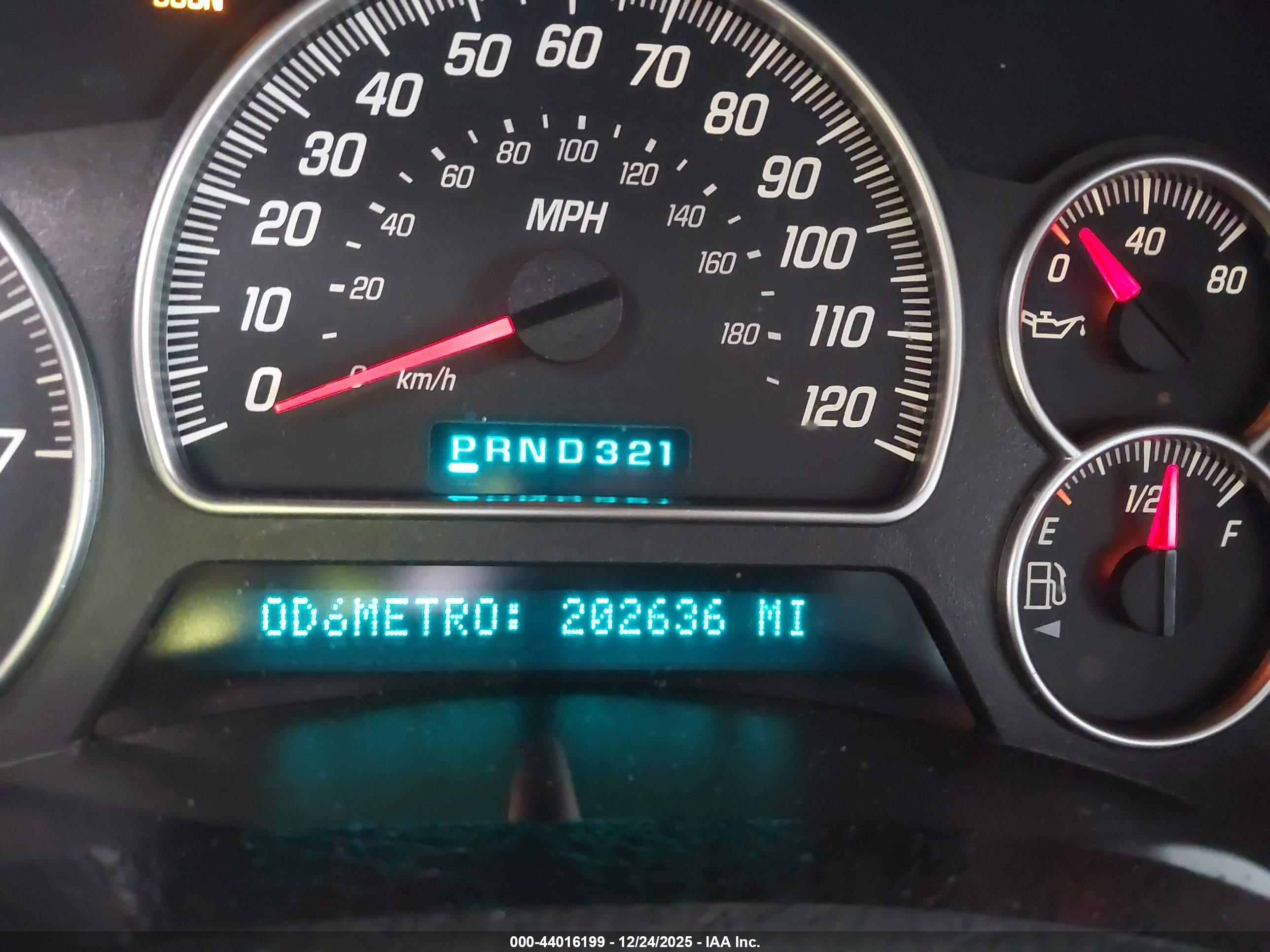 GMC ENVOY image 7