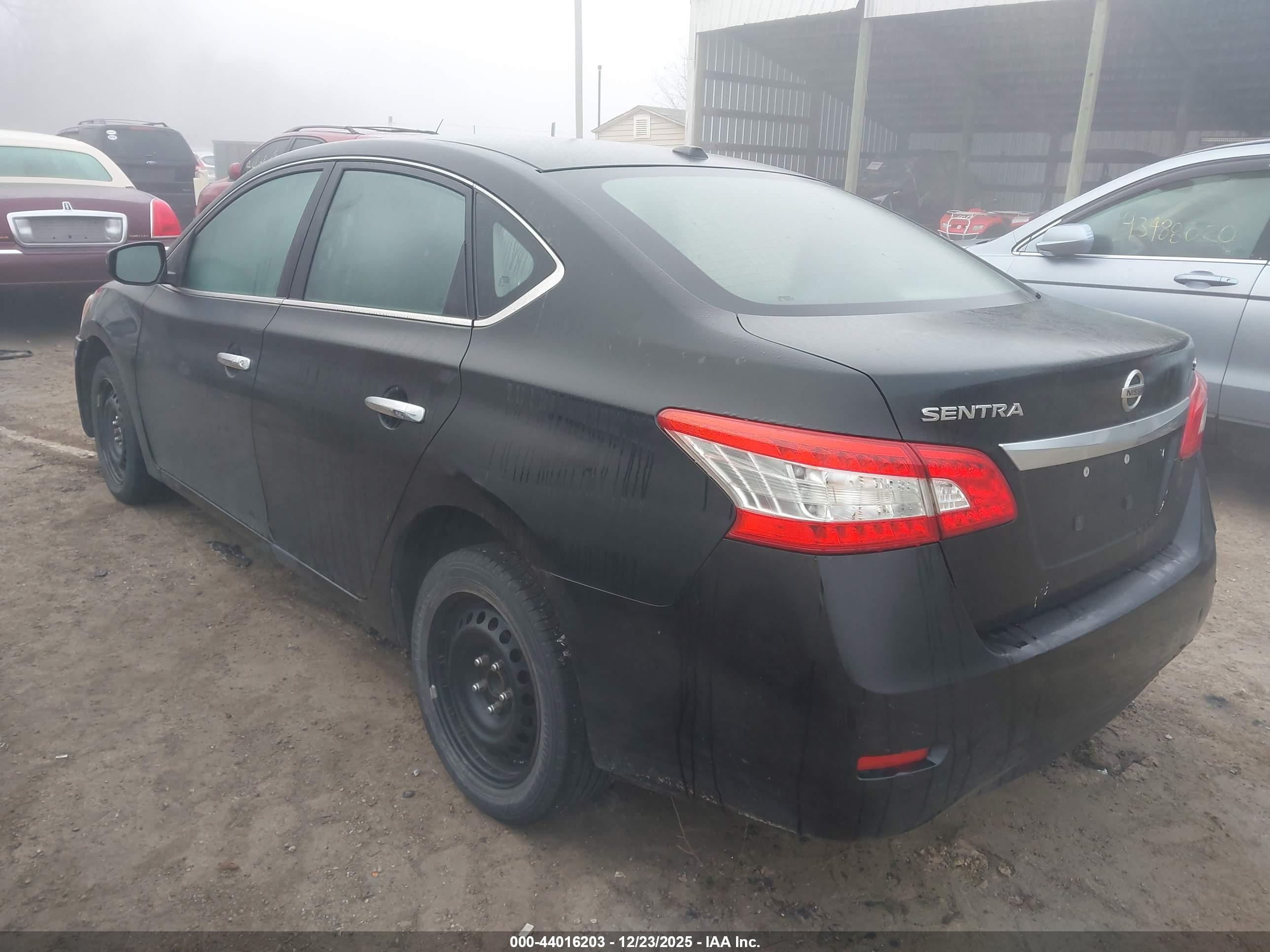 NISSAN SENTRA image 3
