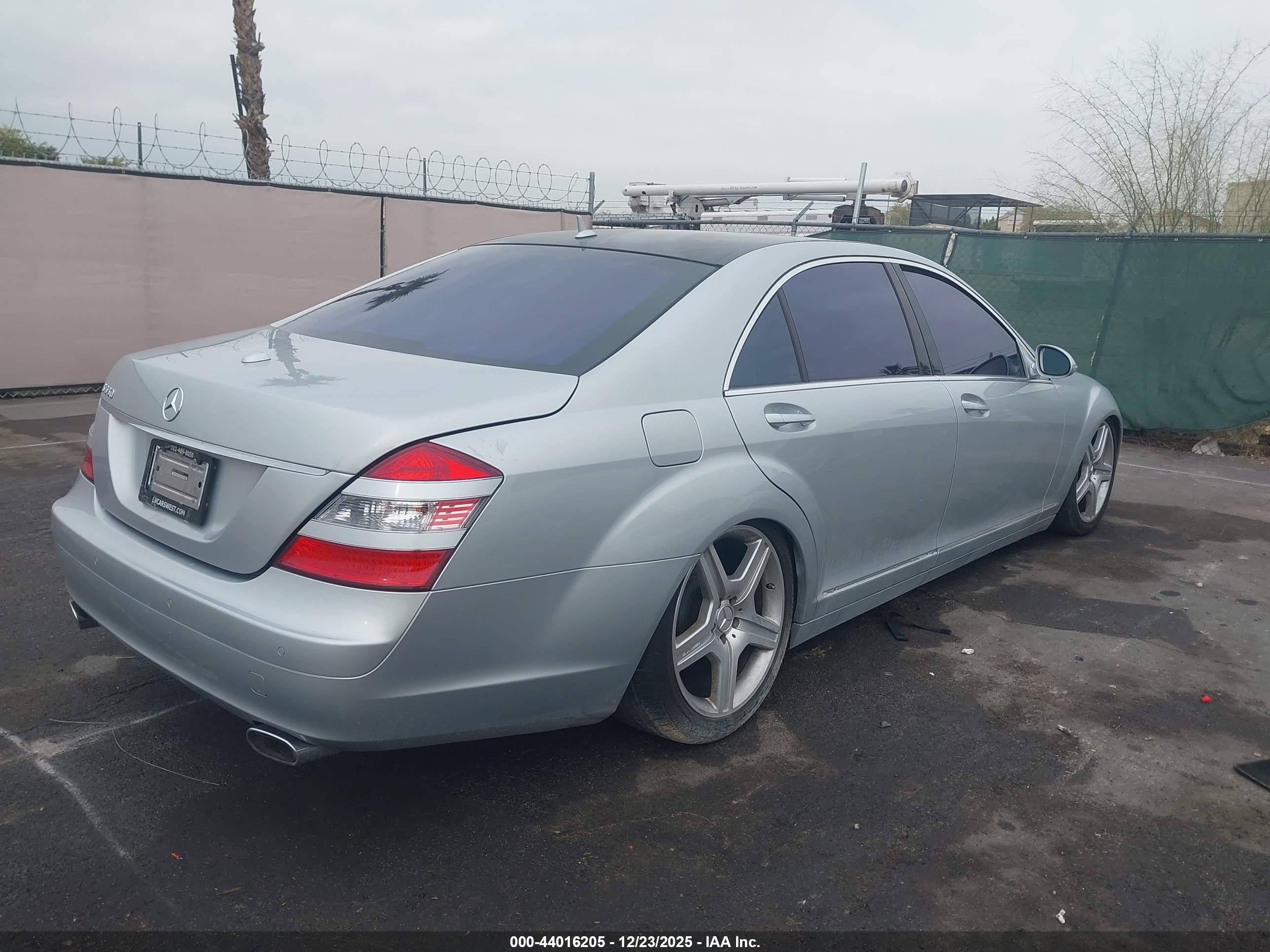 MERCEDES-BENZ S image 4