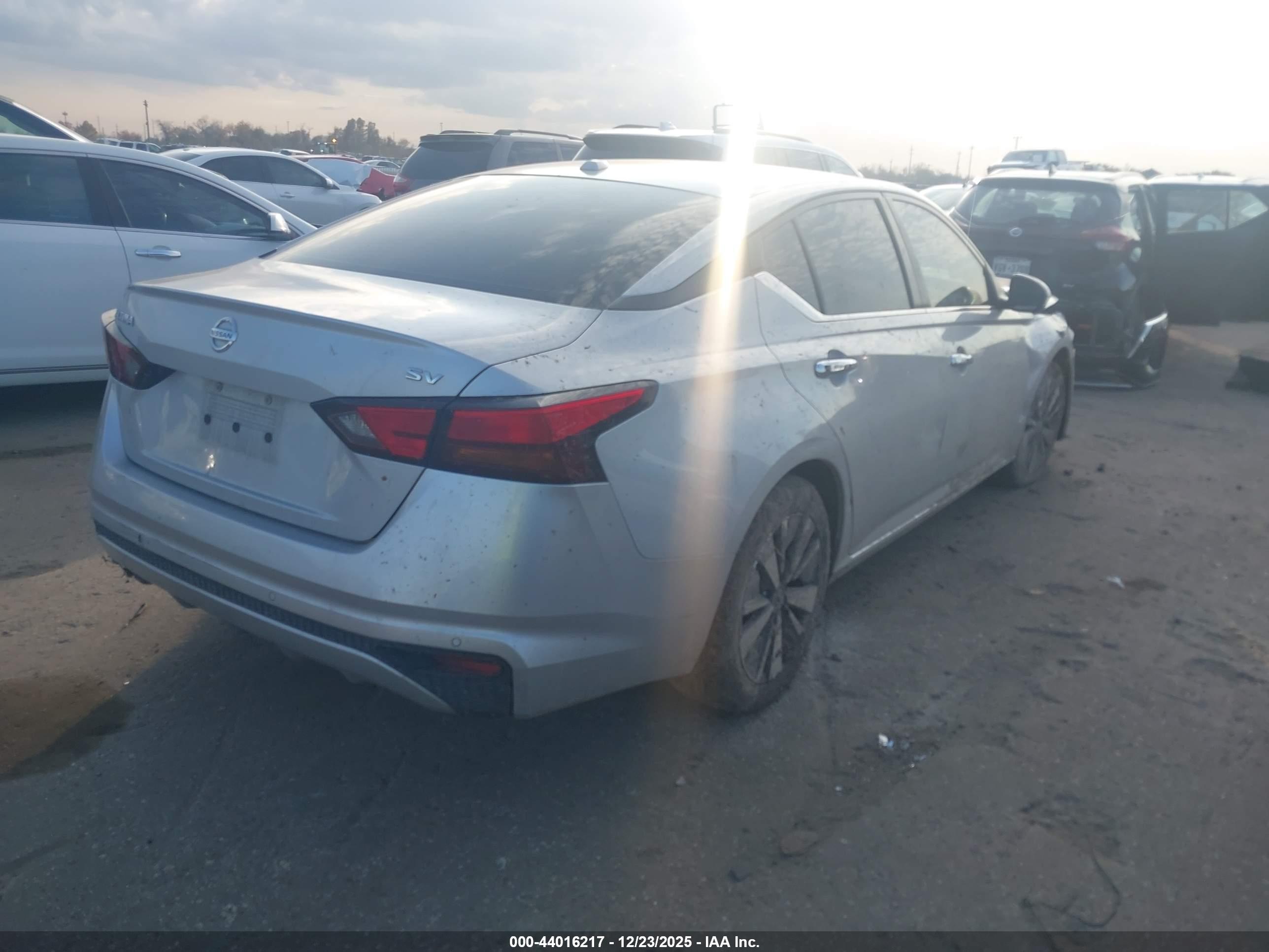 NISSAN ALTIMA image 4