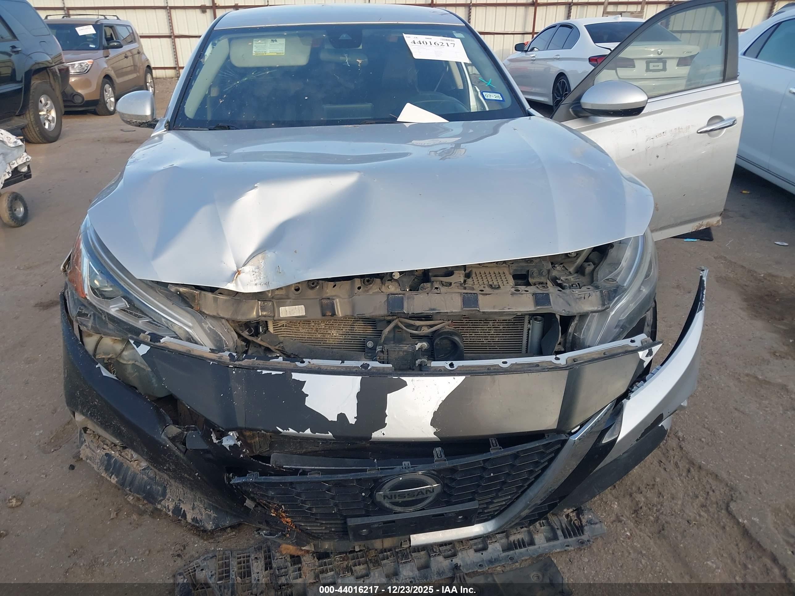NISSAN ALTIMA image 6