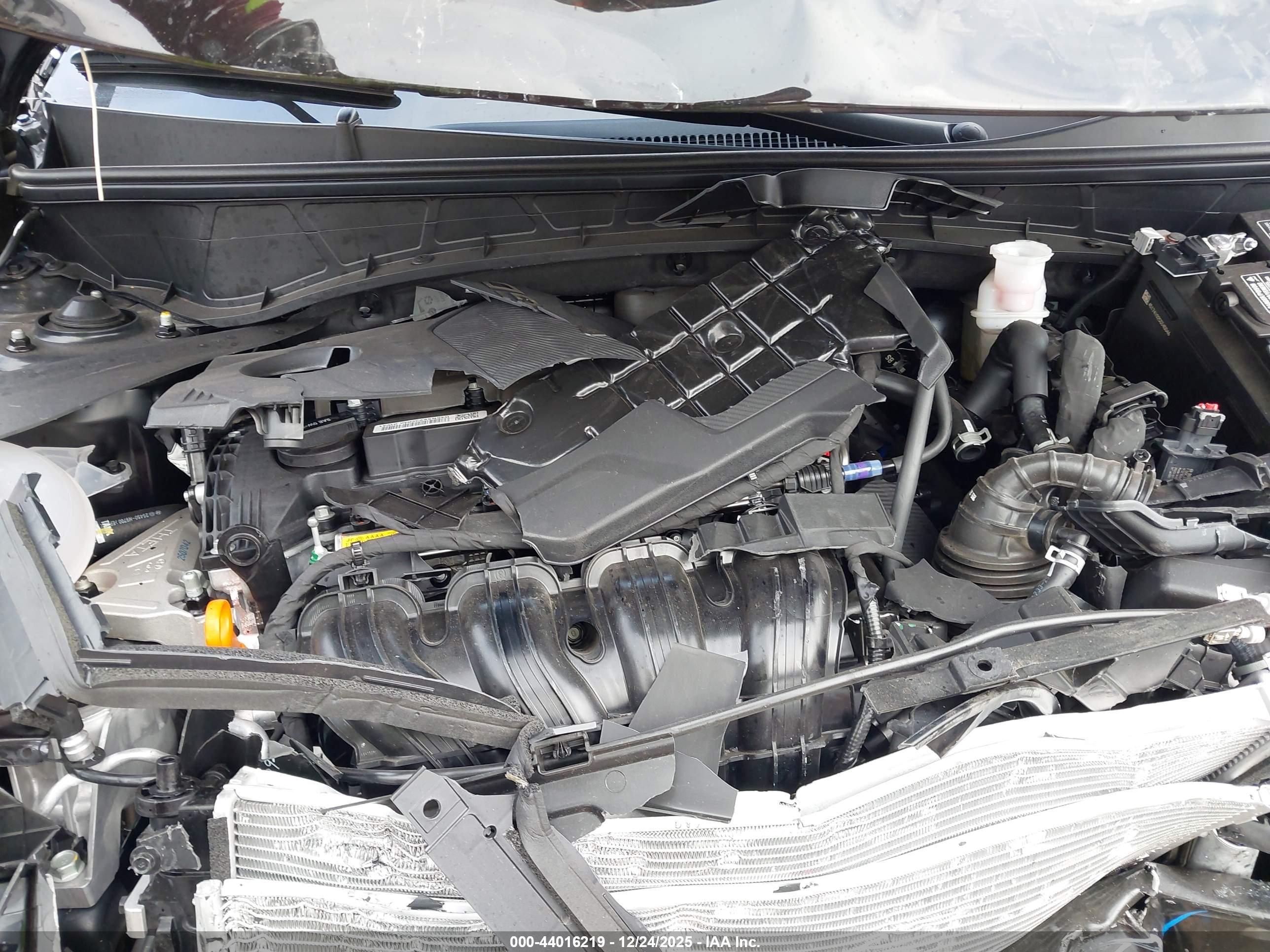 HYUNDAI TUCSON image 10