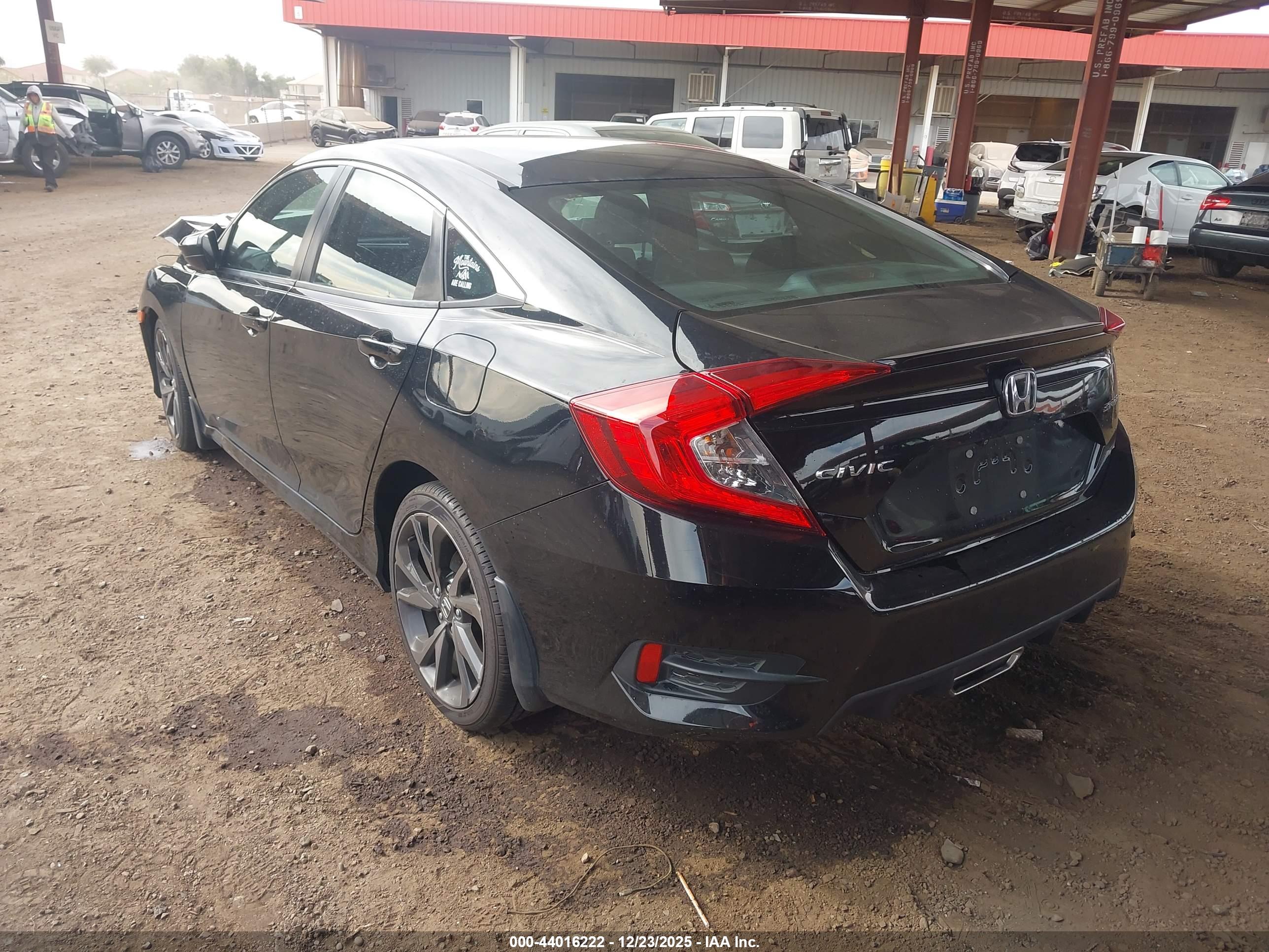 HONDA CIVIC image 3