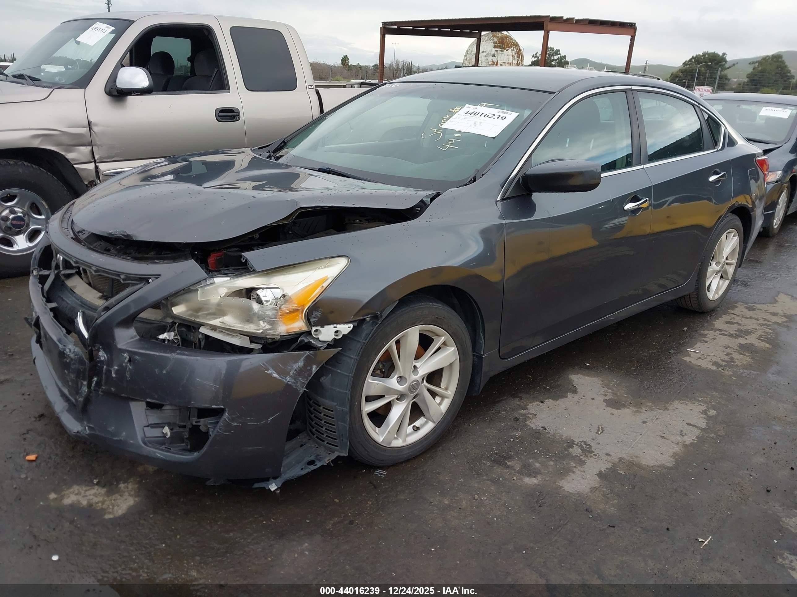NISSAN ALTIMA image 2