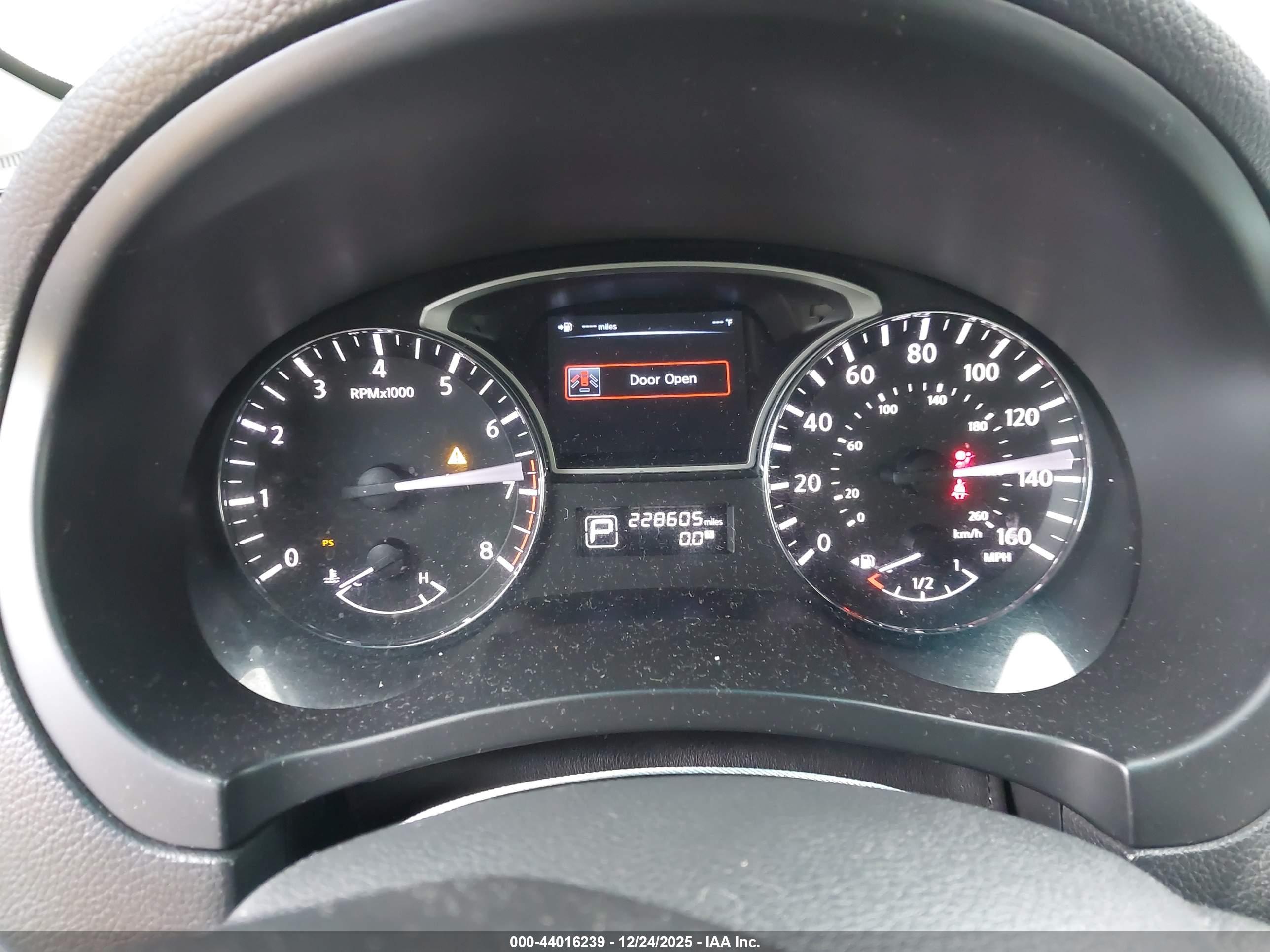 NISSAN ALTIMA image 7