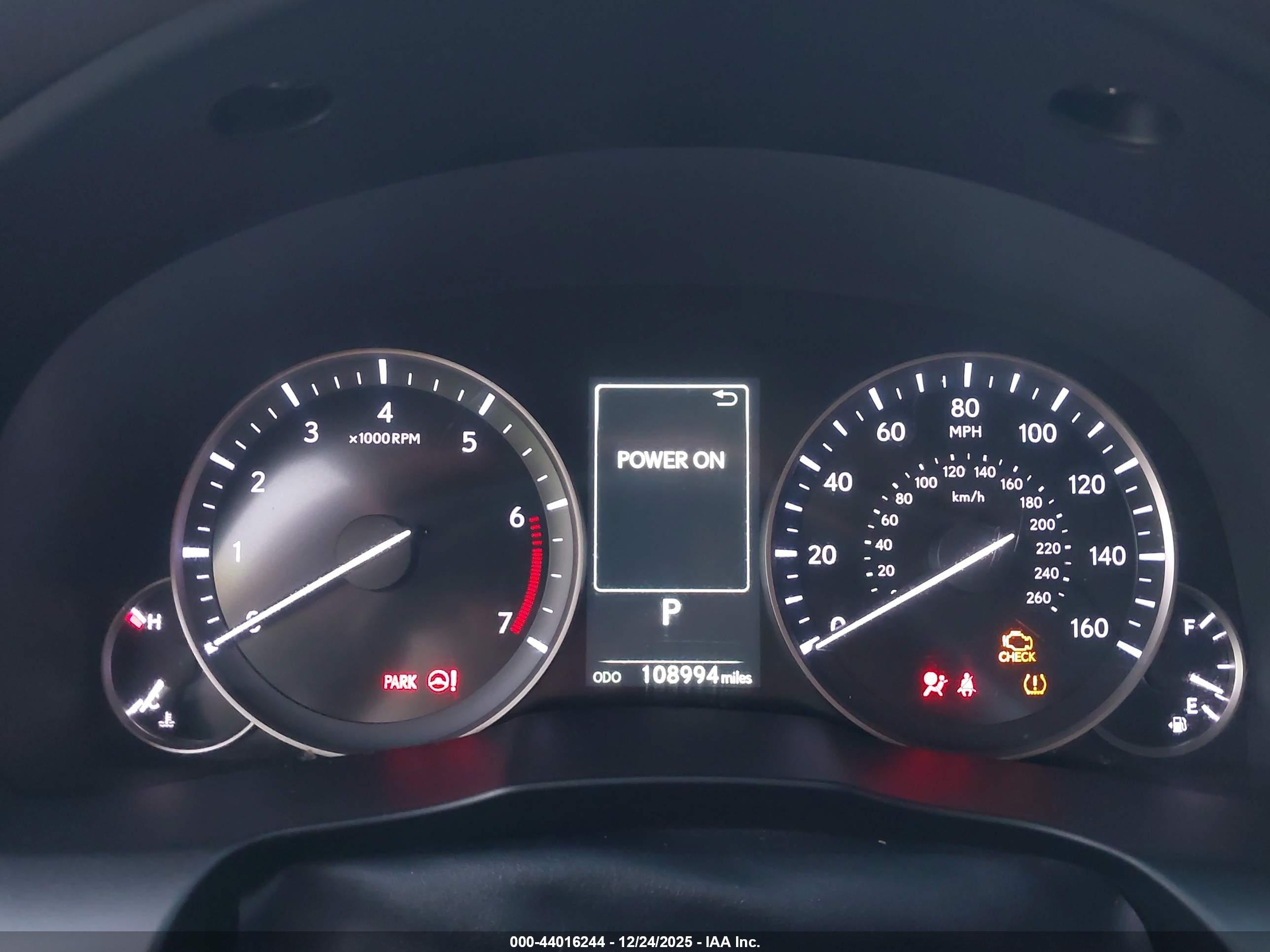 LEXUS ES image 7