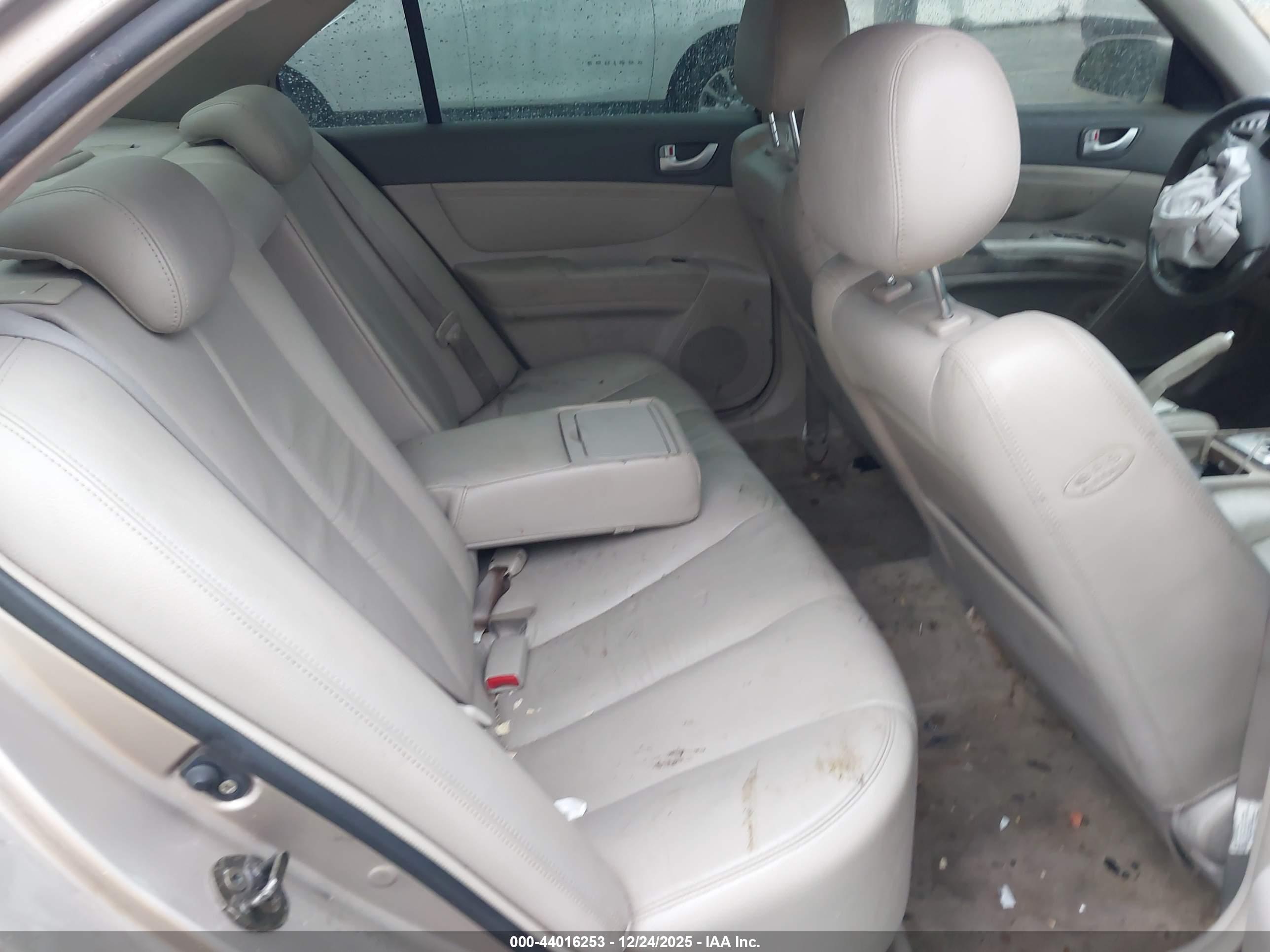HYUNDAI SONATA image 8