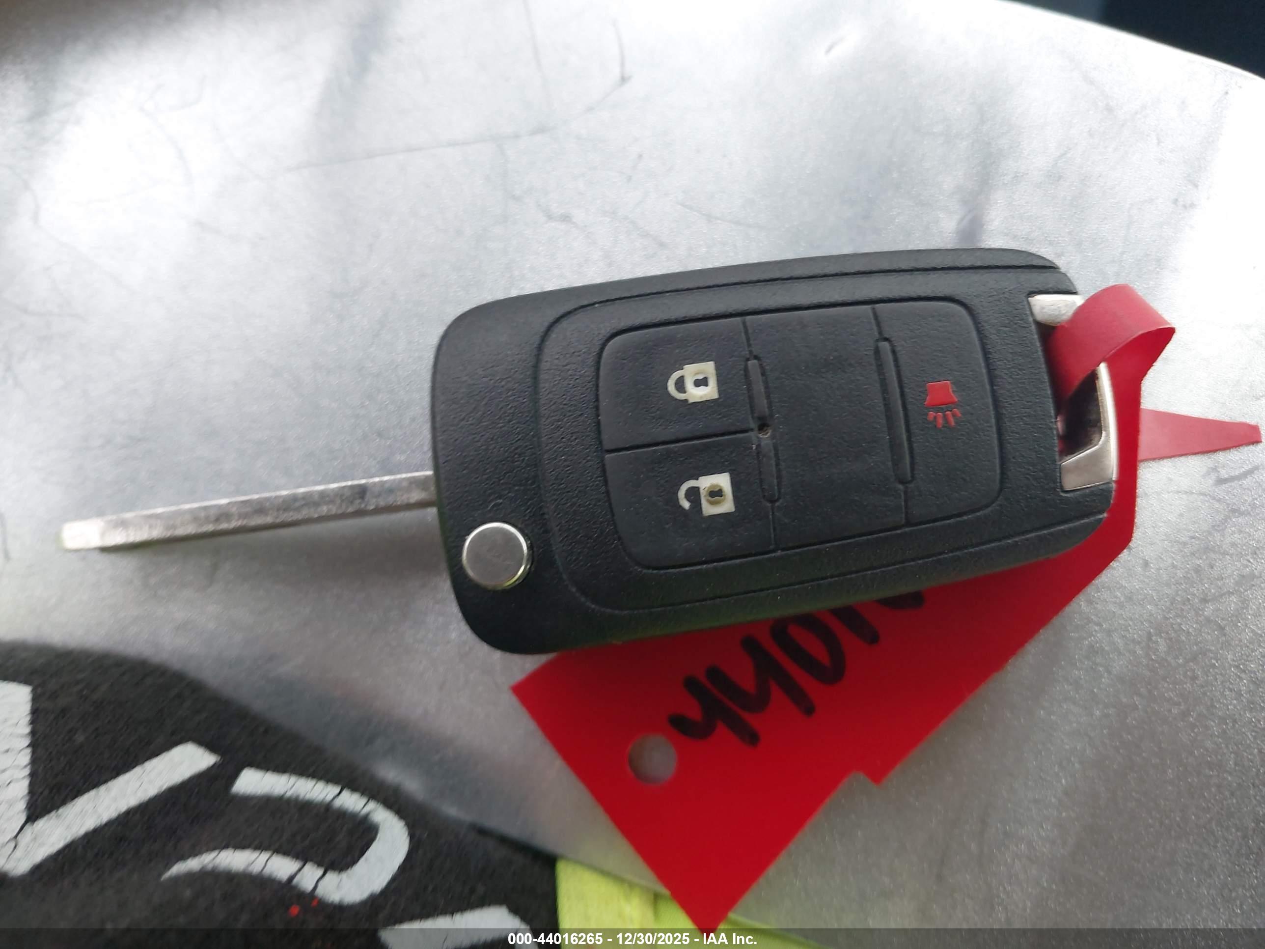 GMC TERRAIN image 11