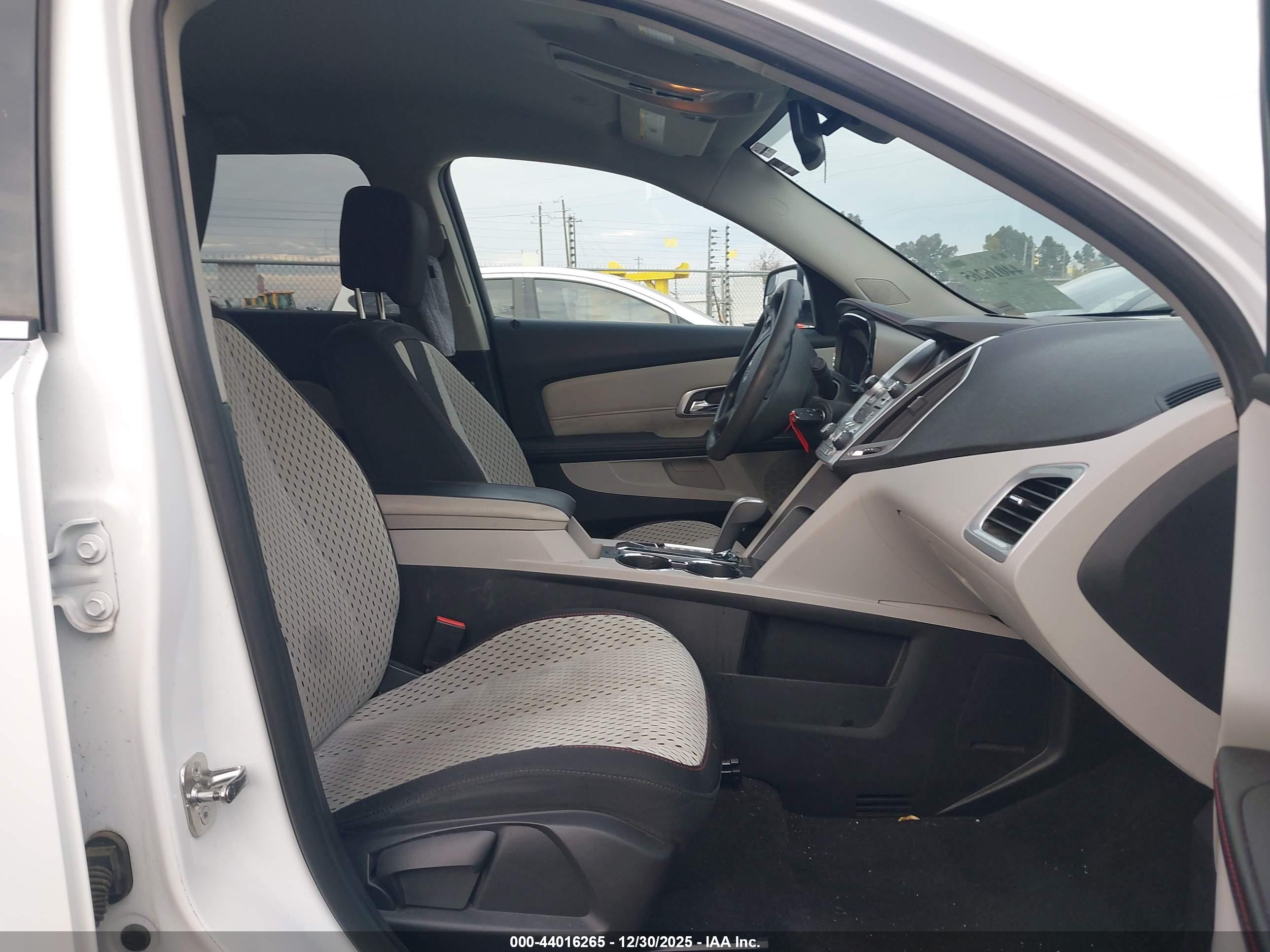 GMC TERRAIN image 5