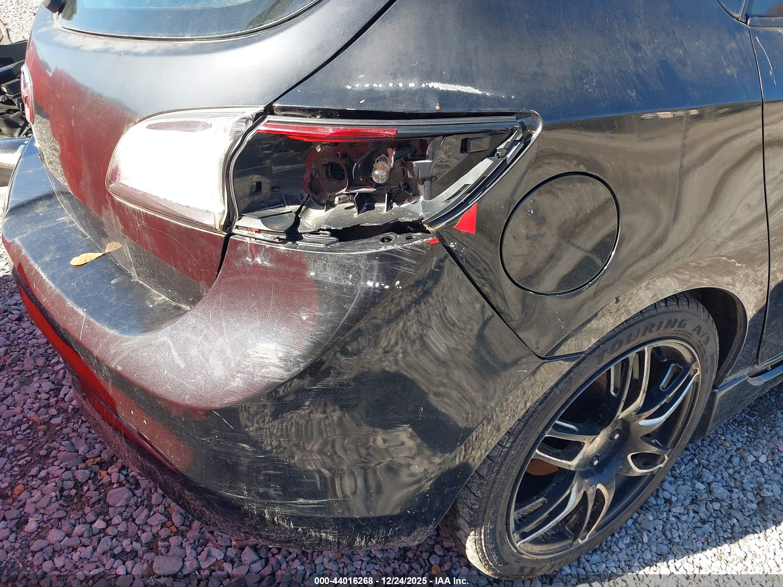 MAZDA MAZDASPEED3 image 6