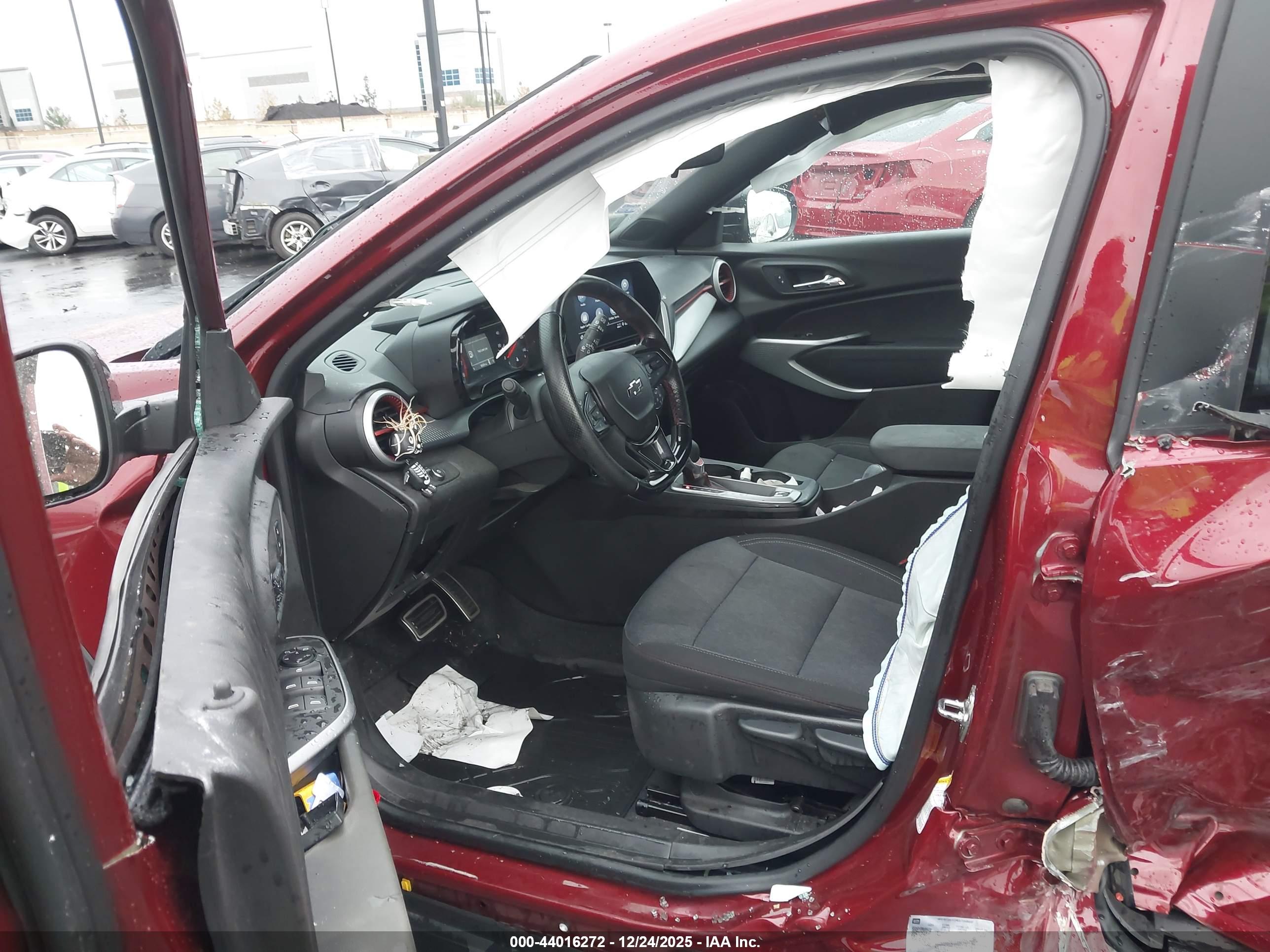 CHEVROLET TRAX image 5