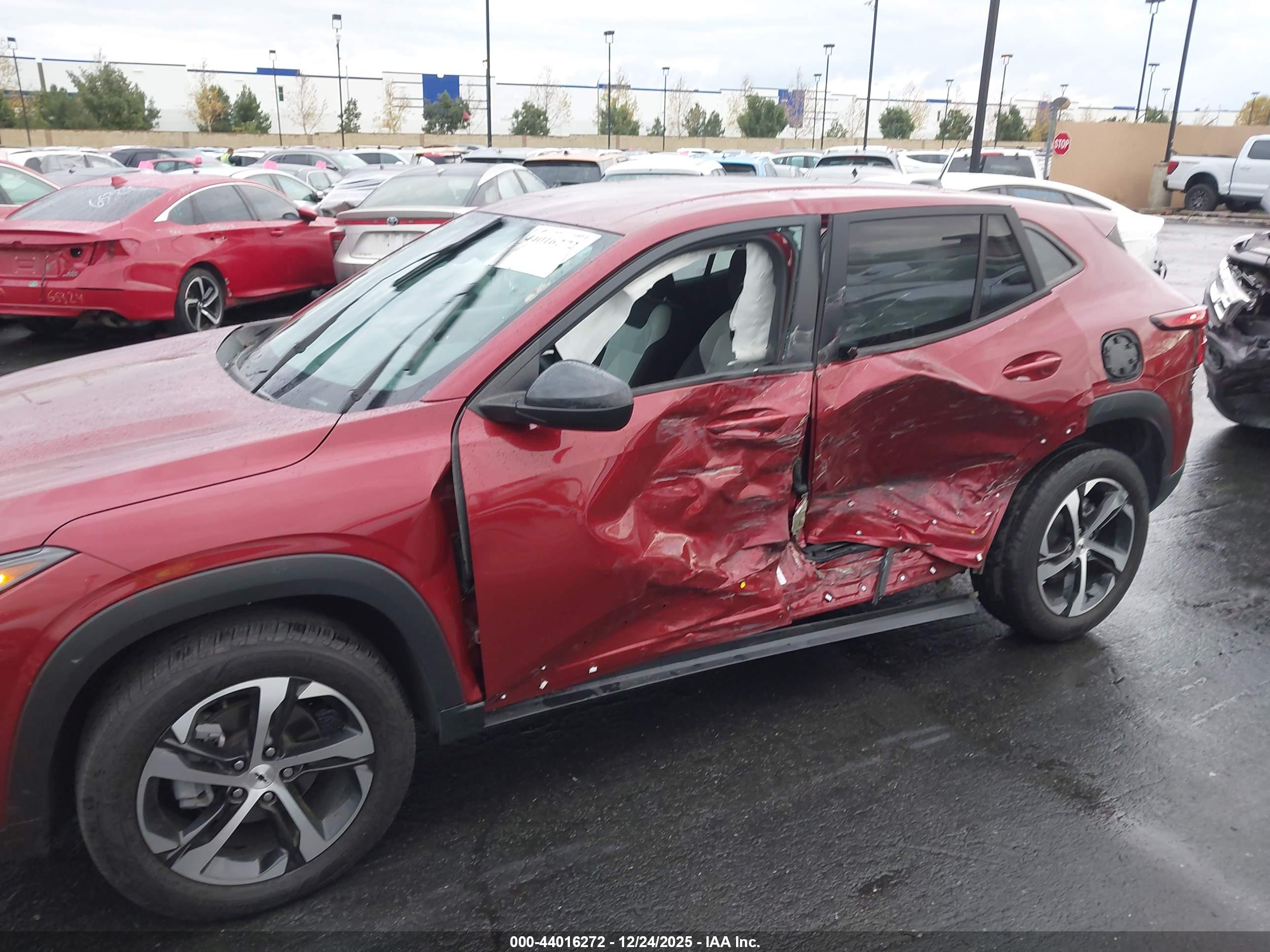 CHEVROLET TRAX image 6