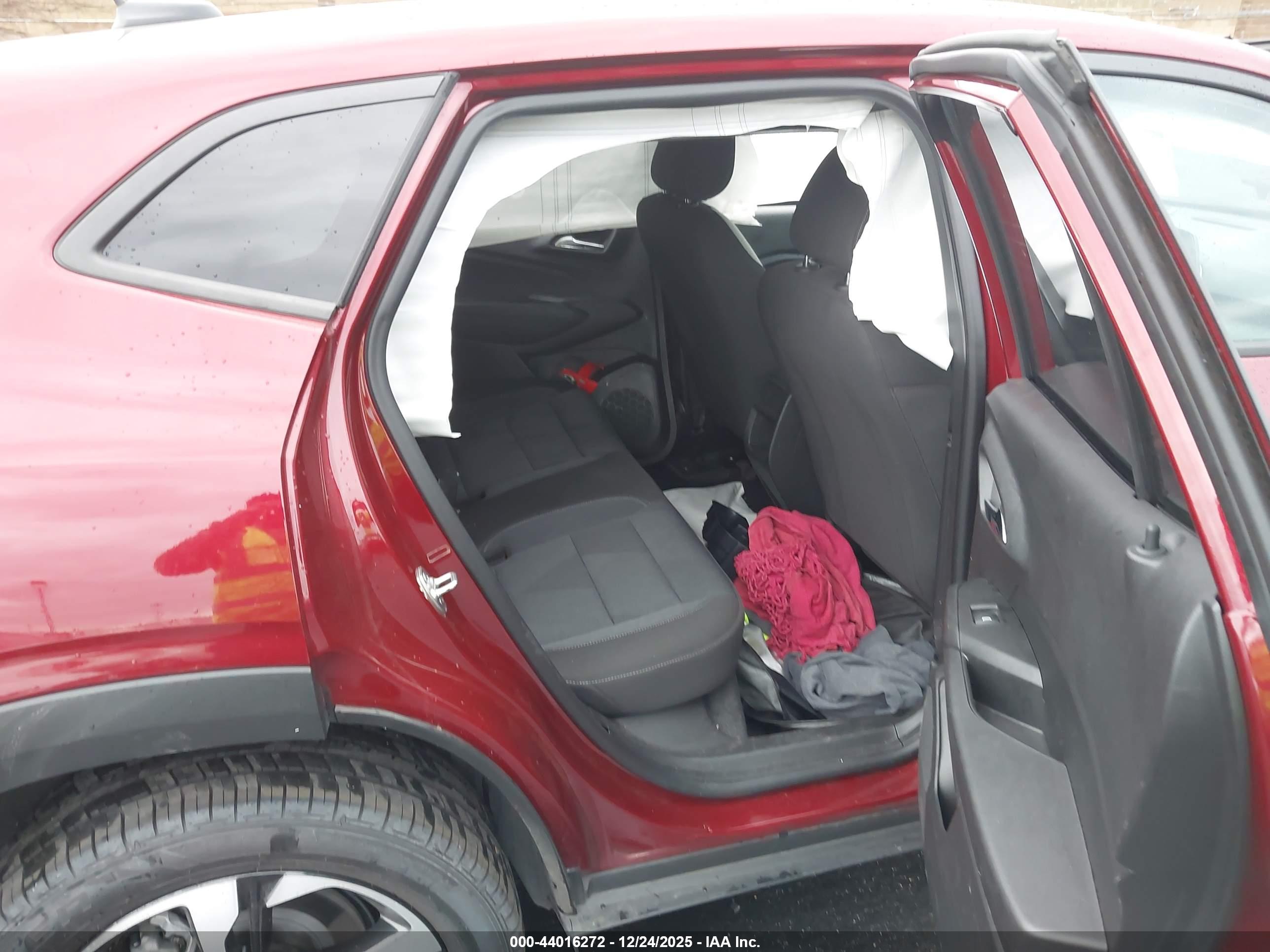CHEVROLET TRAX image 8