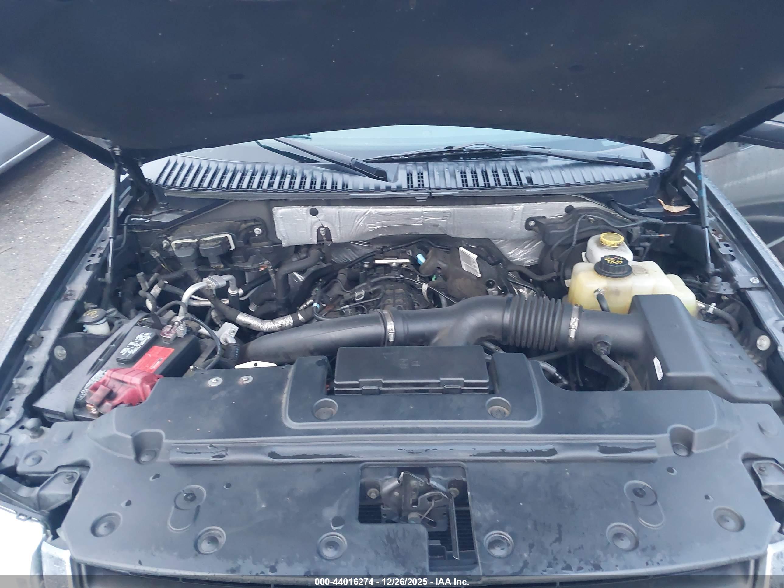 FORD EXPEDITION image 10