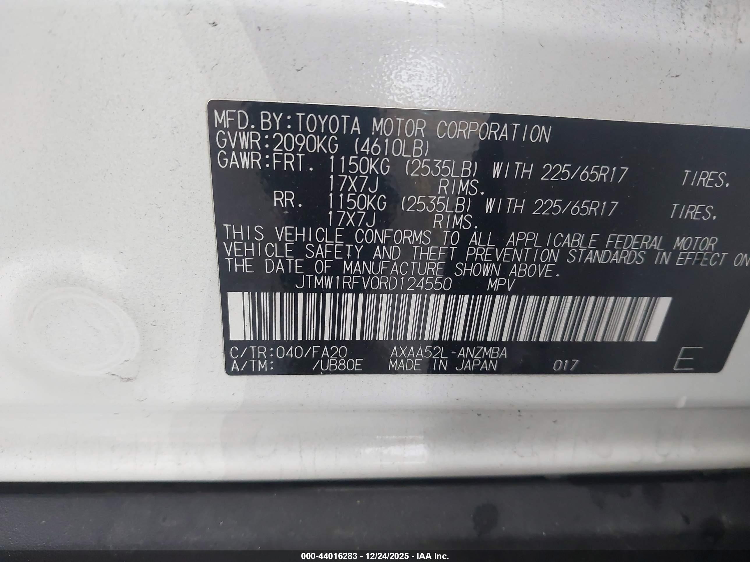 TOYOTA RAV4 image 9
