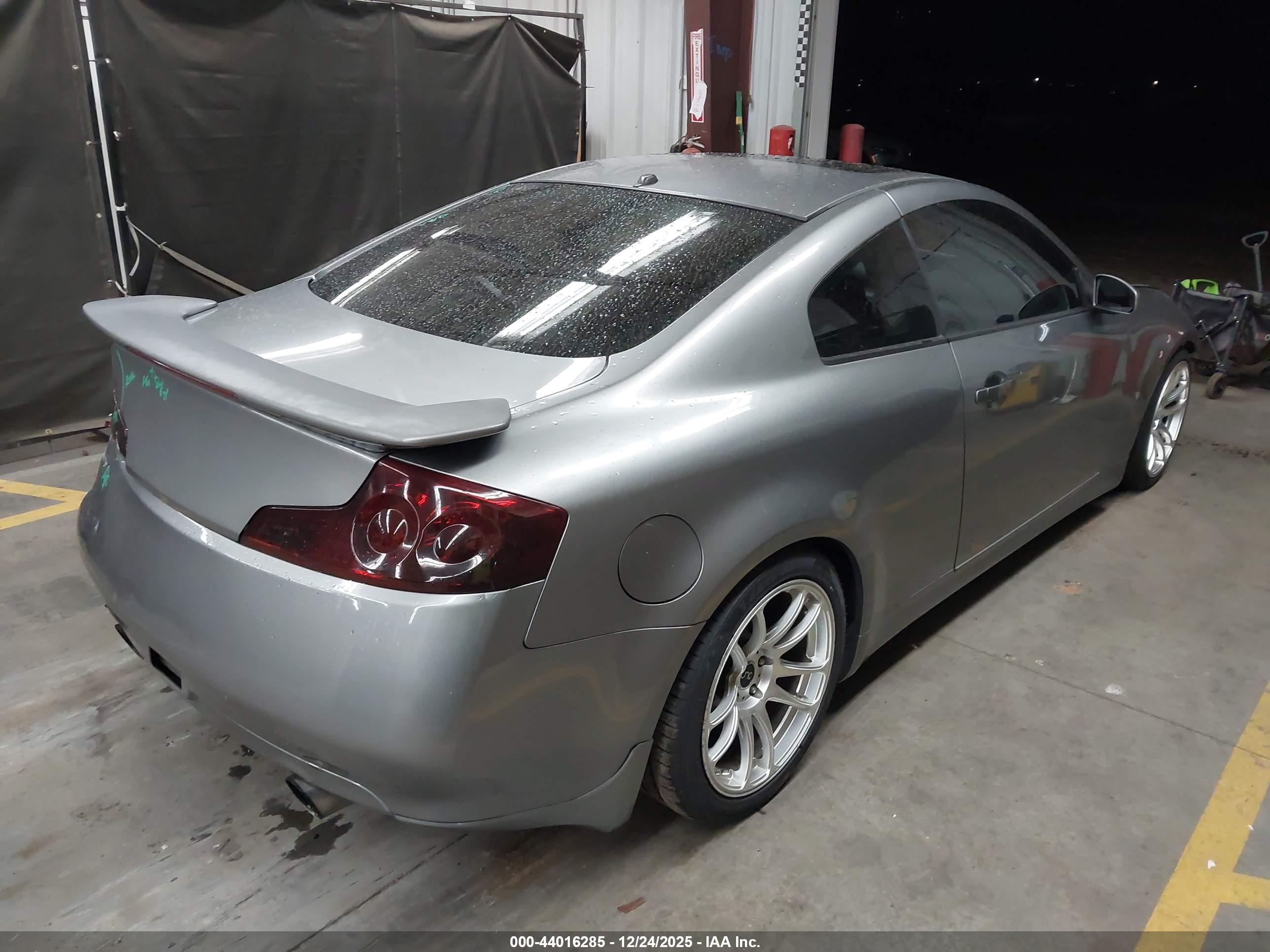 INFINITI G35 image 4