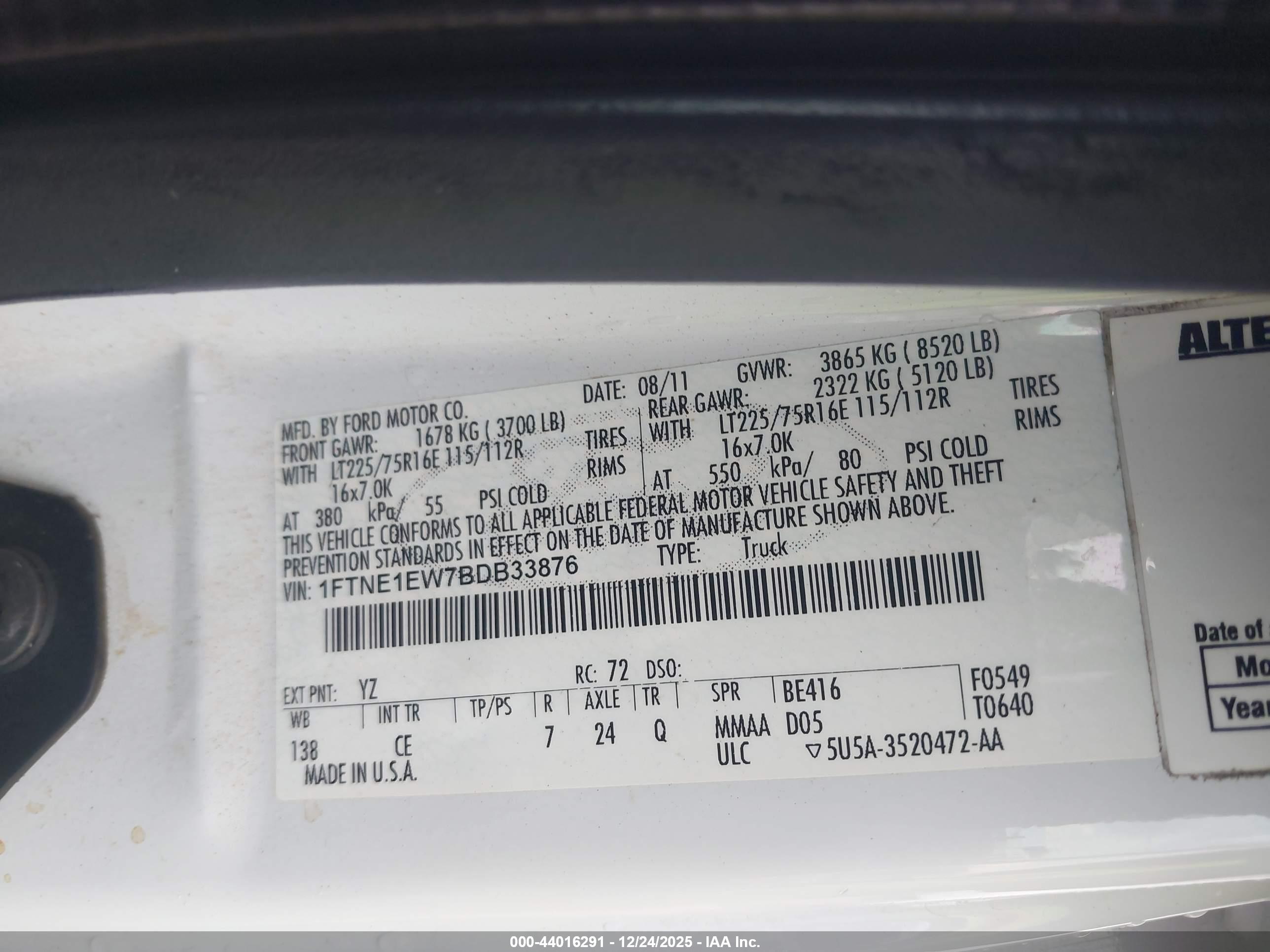 FORD E-150 image 9