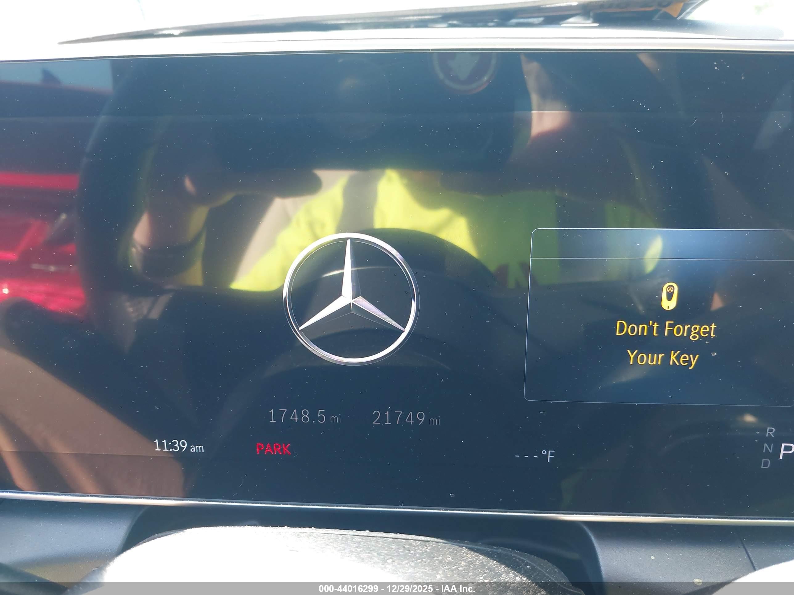 MERCEDES-BENZ GLC image 7