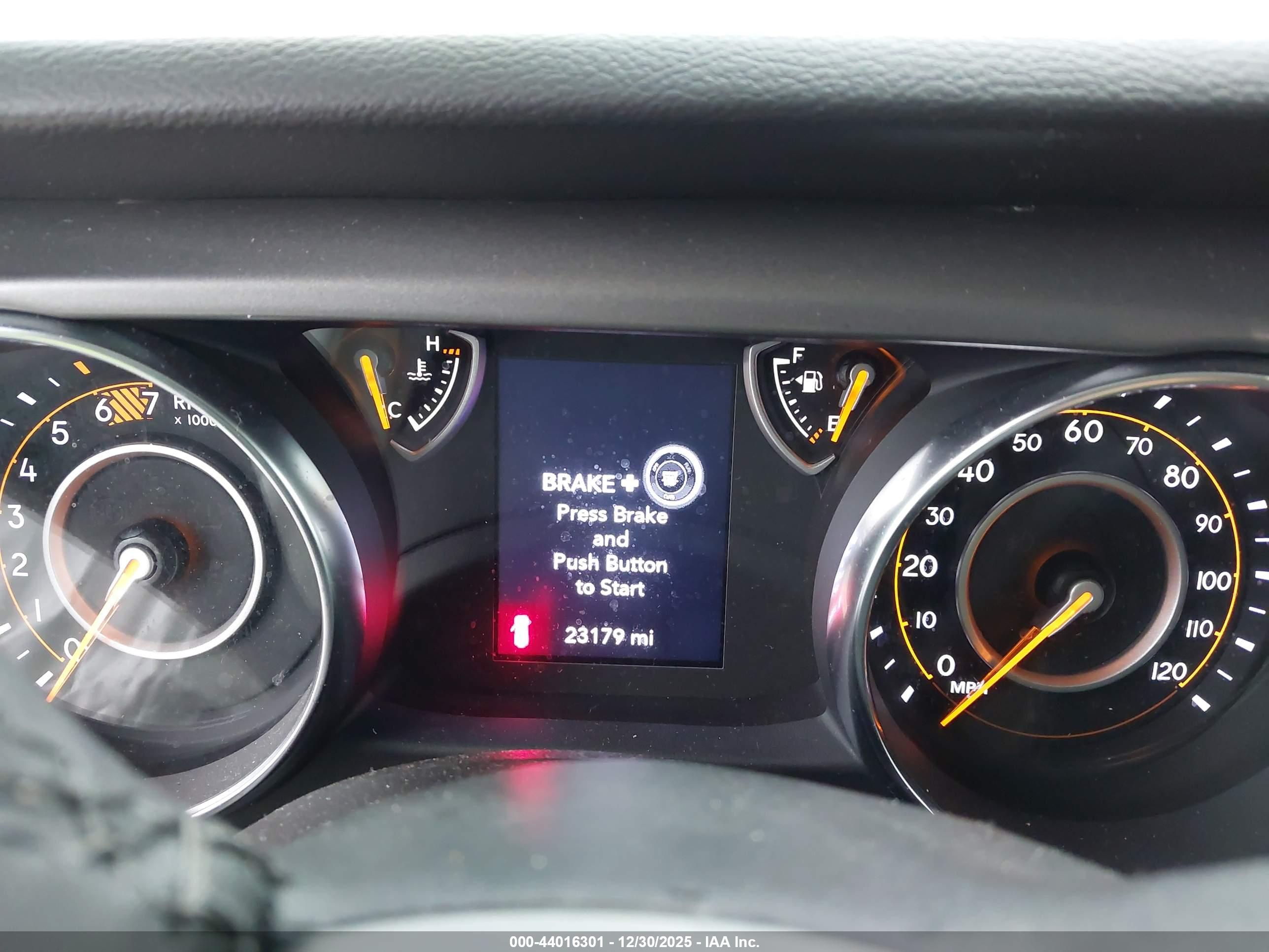 JEEP WRANGLER image 7
