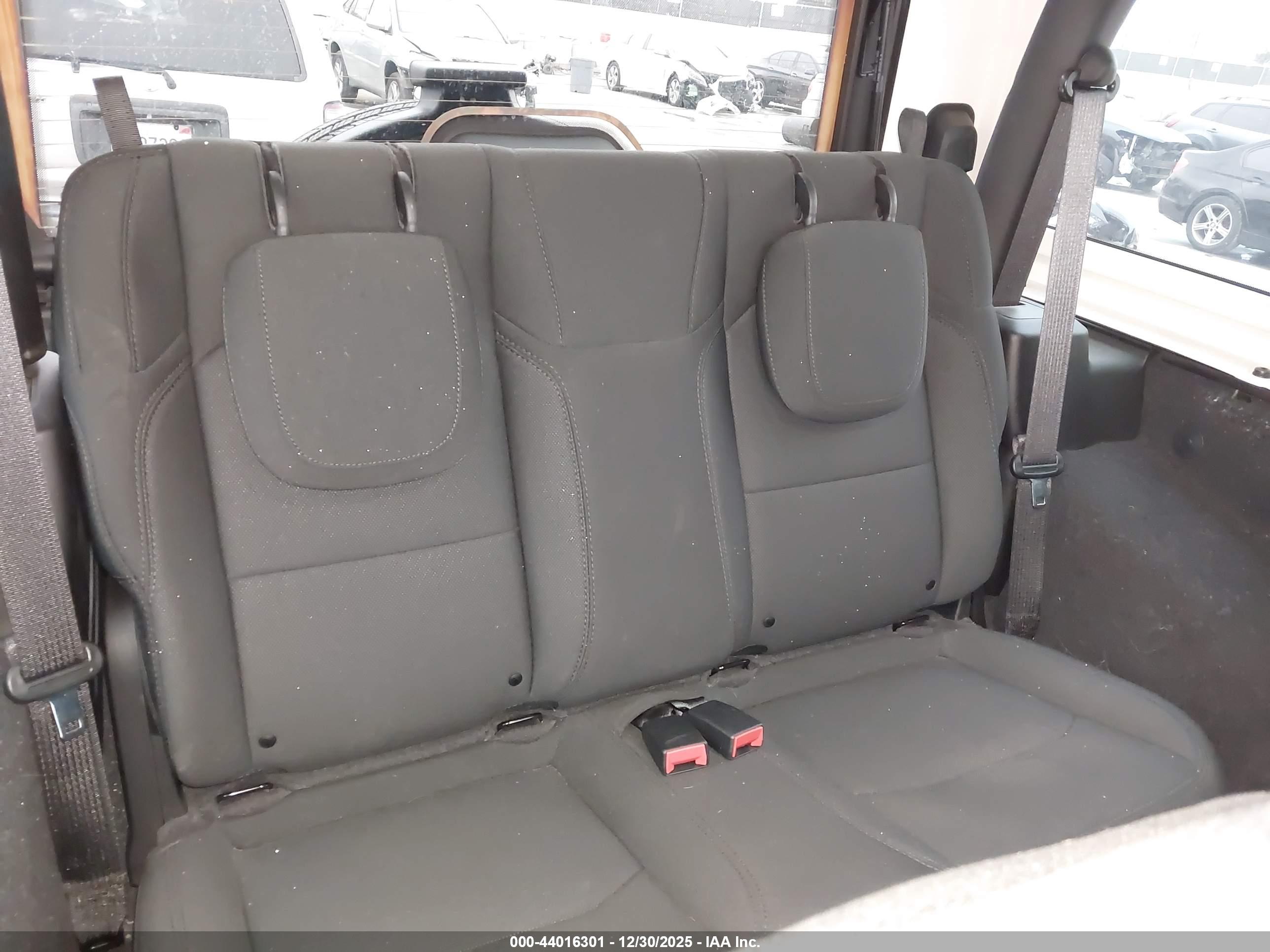 JEEP WRANGLER image 8