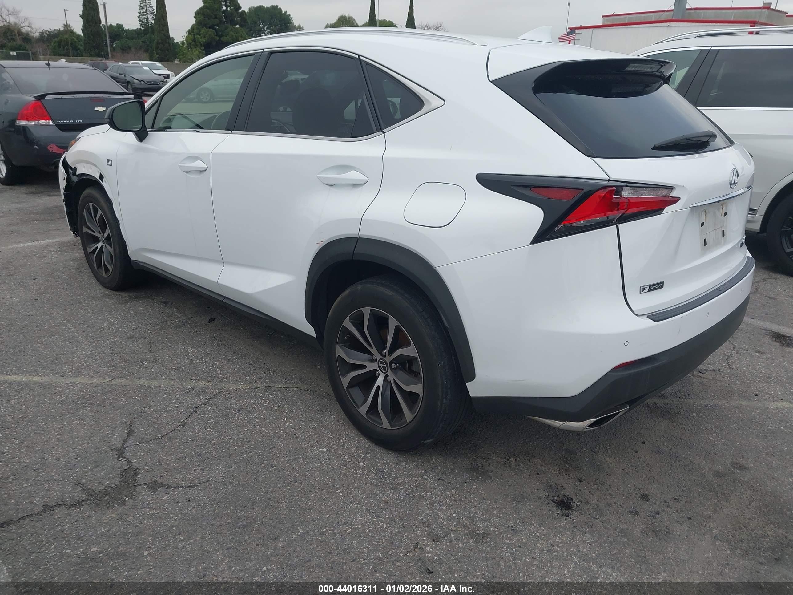 LEXUS NX image 3