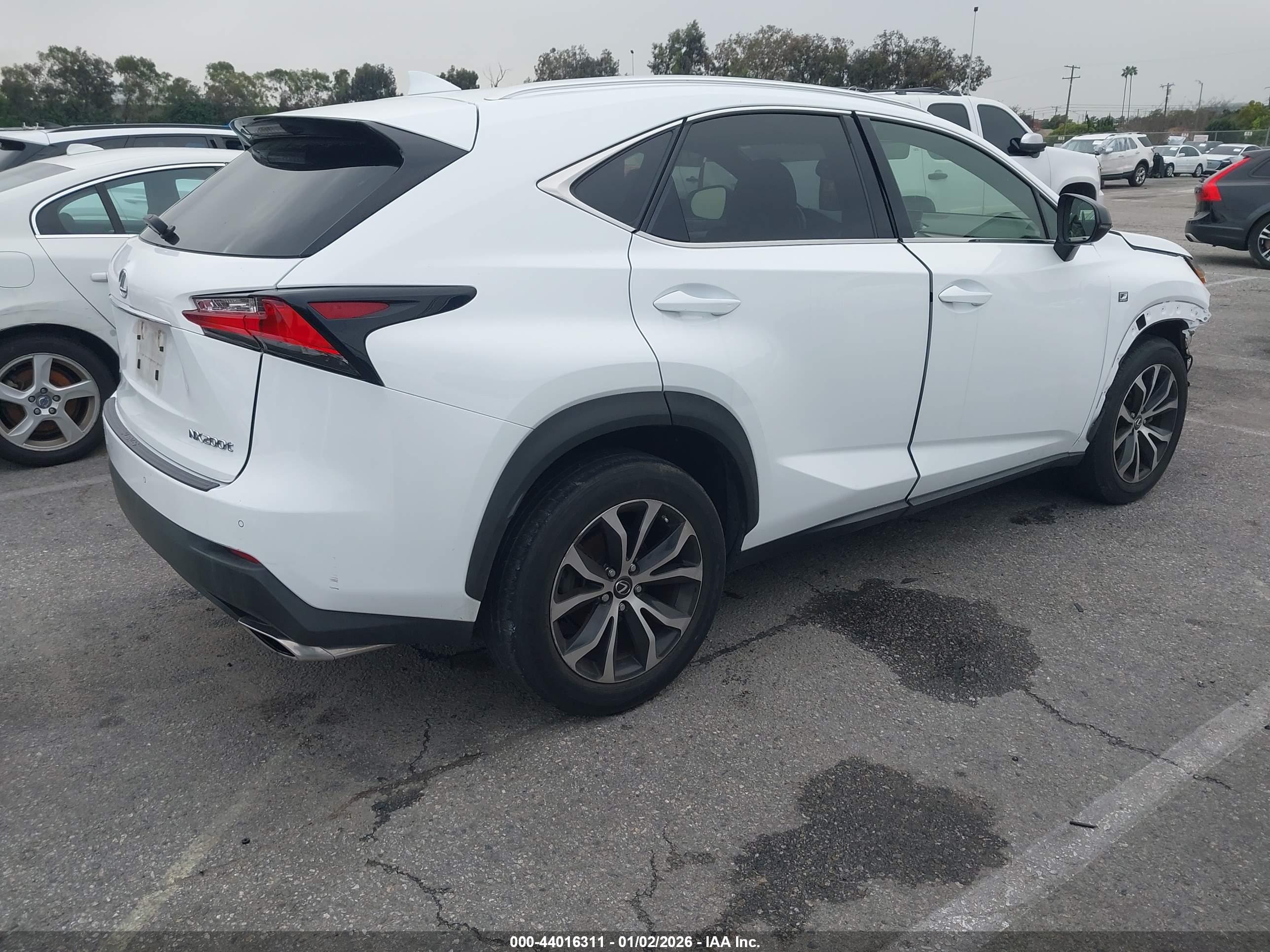LEXUS NX image 4