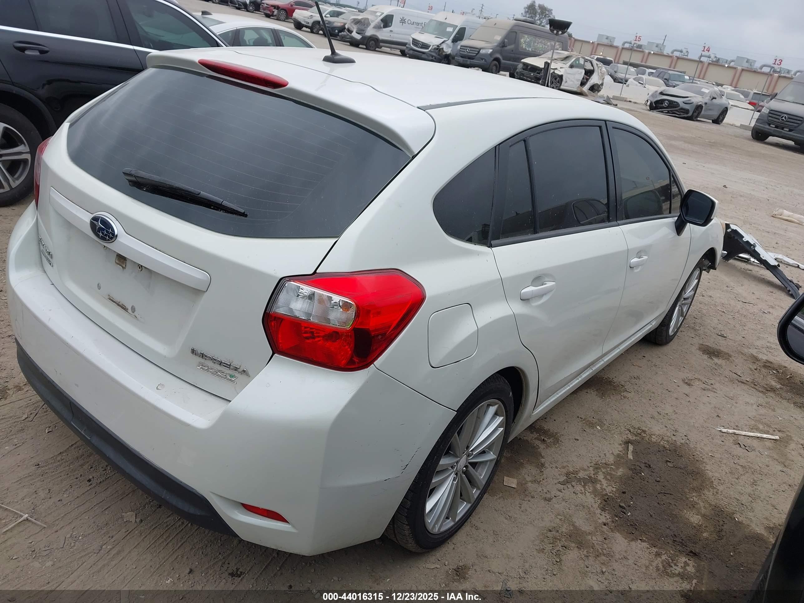 SUBARU IMPREZA image 4