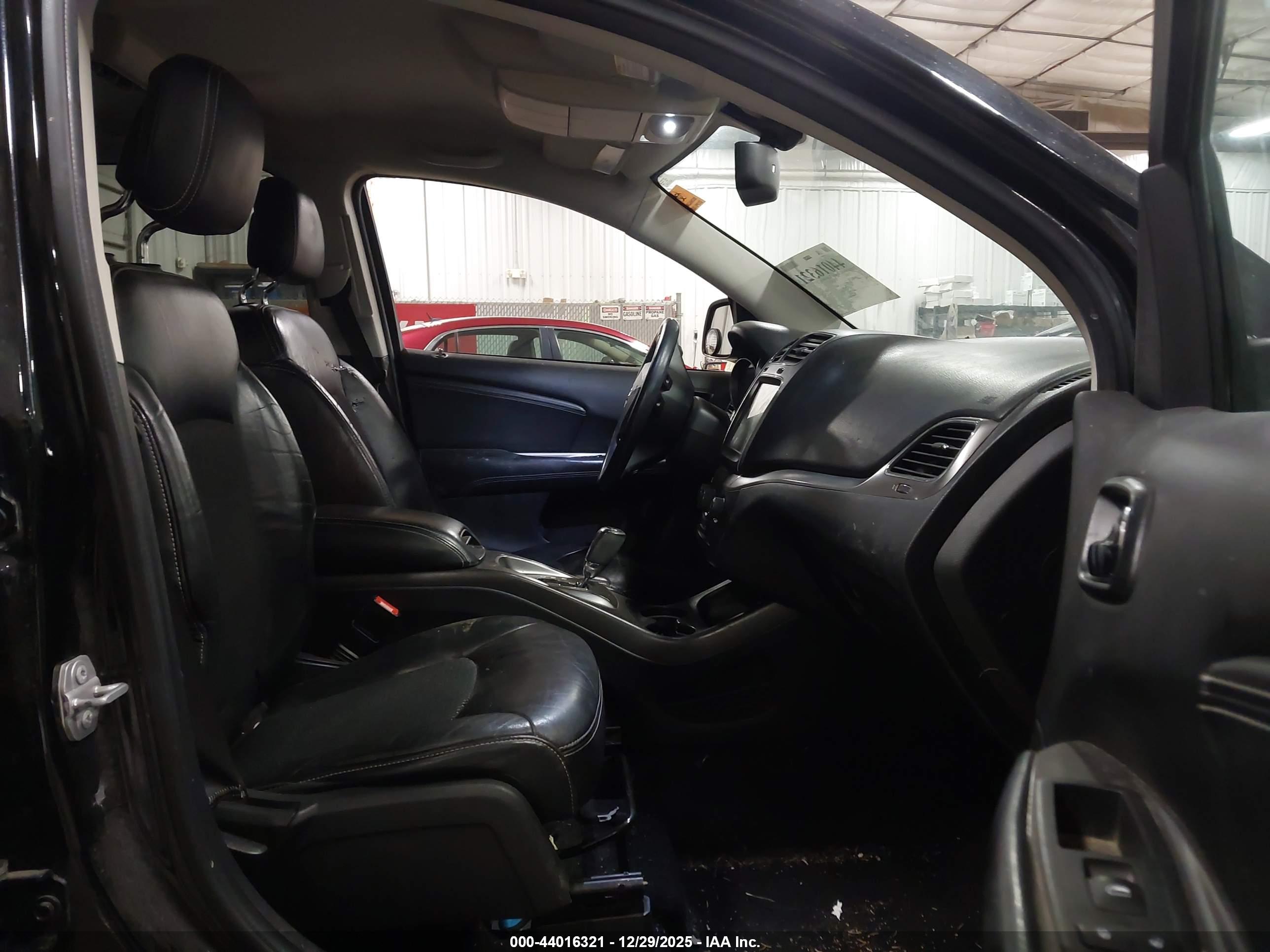 DODGE JOURNEY image 5