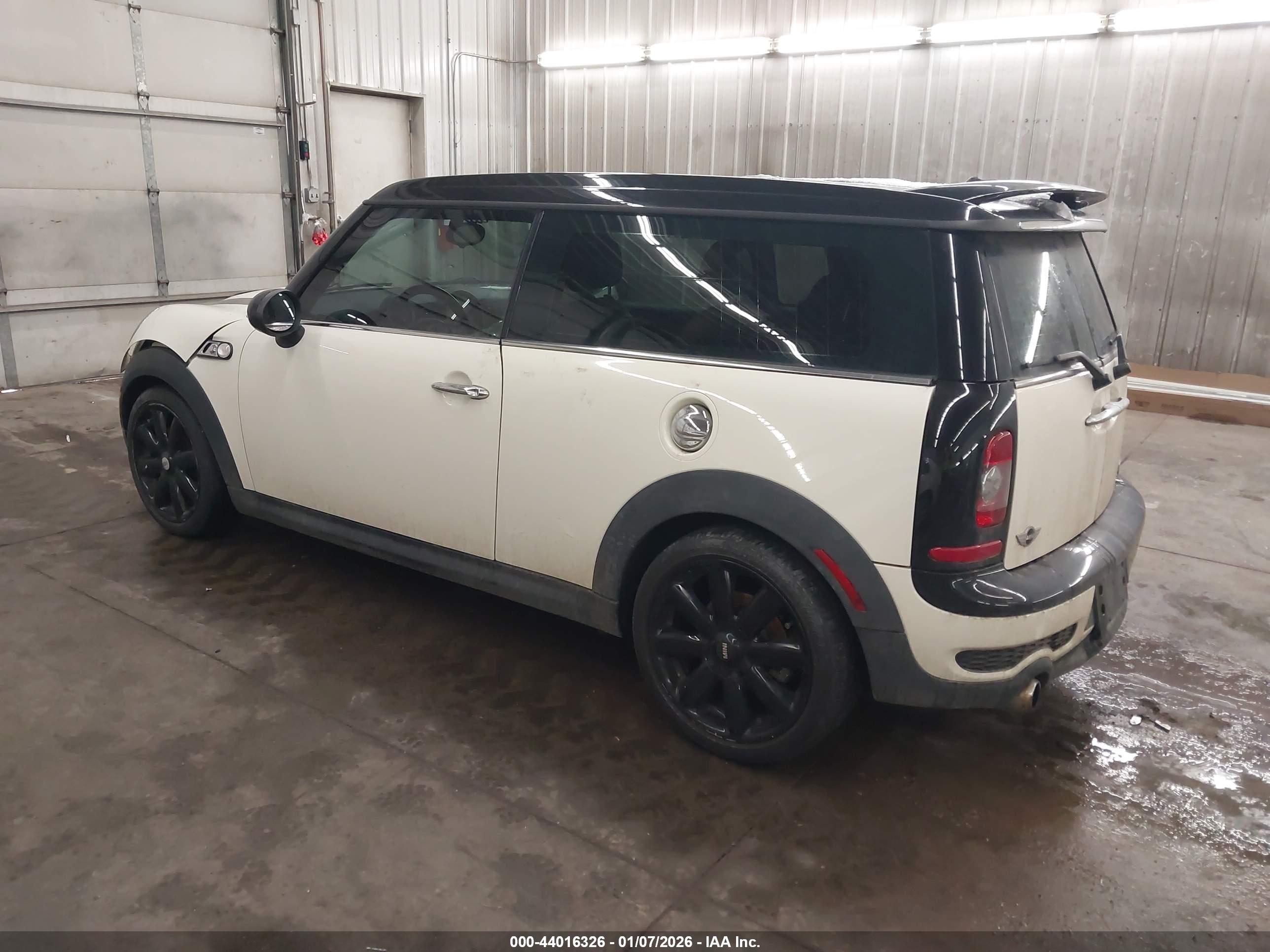 MINI COOPER image 3
