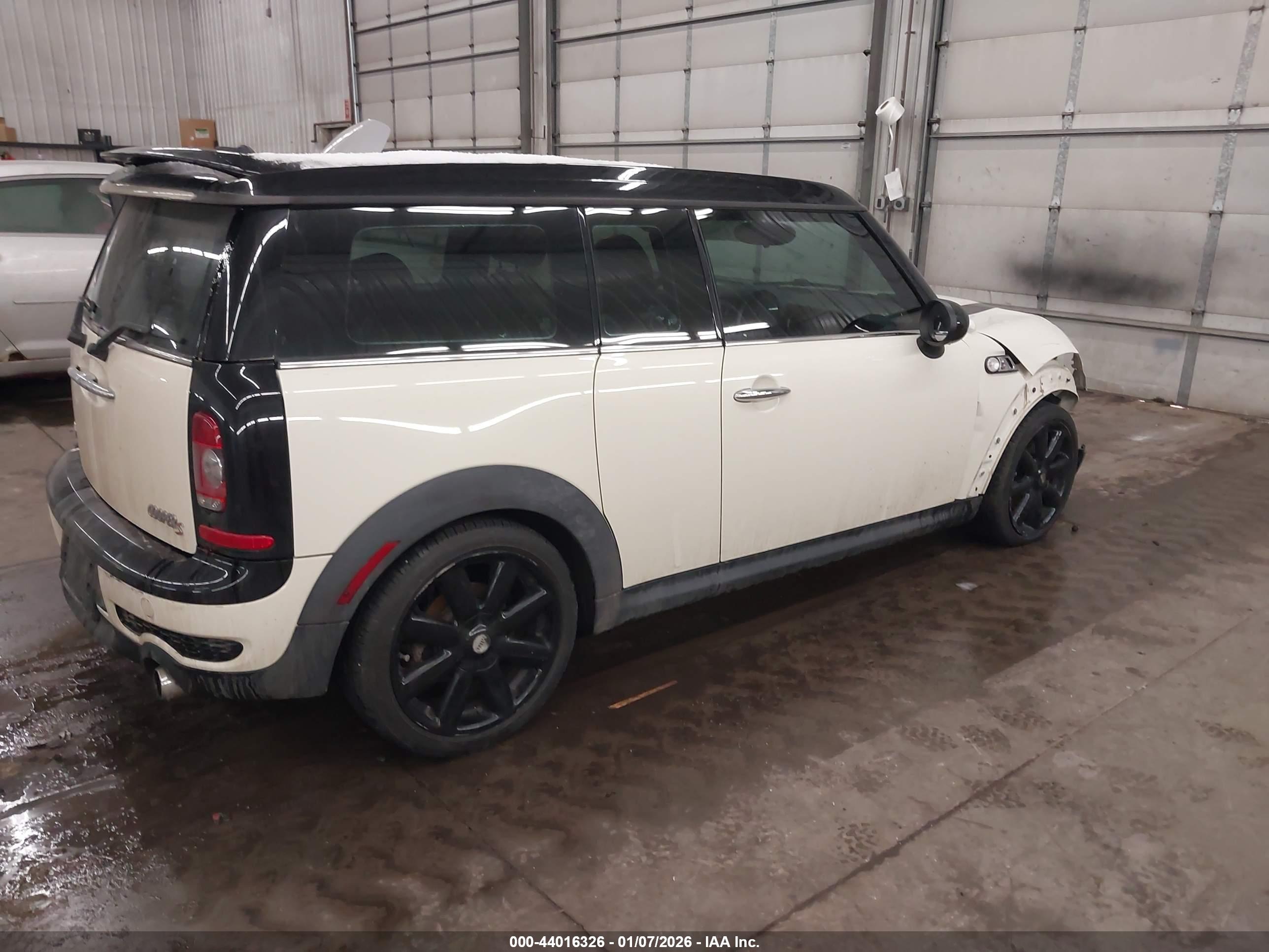 MINI COOPER image 4