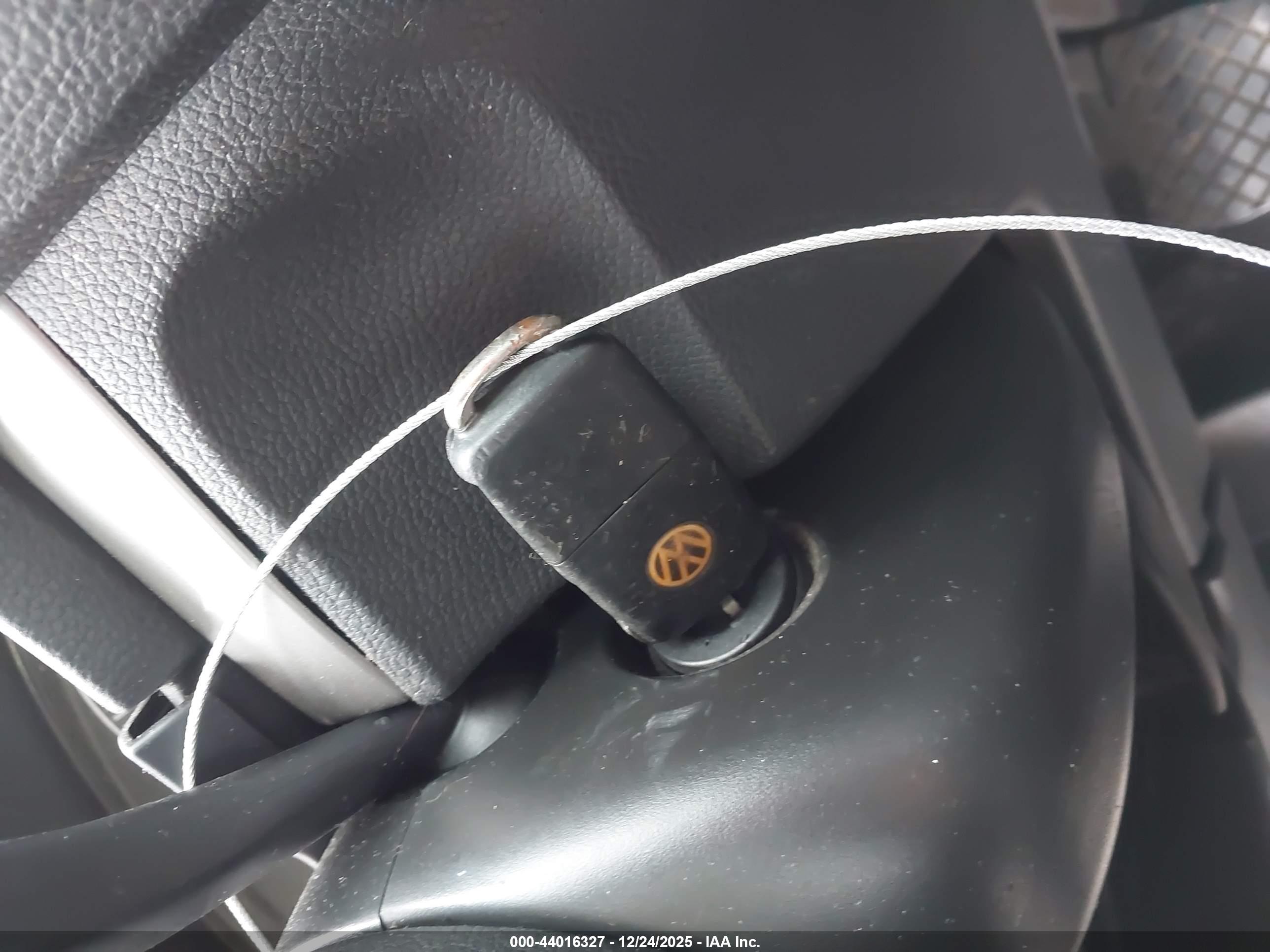 VOLKSWAGEN RABBIT image 11