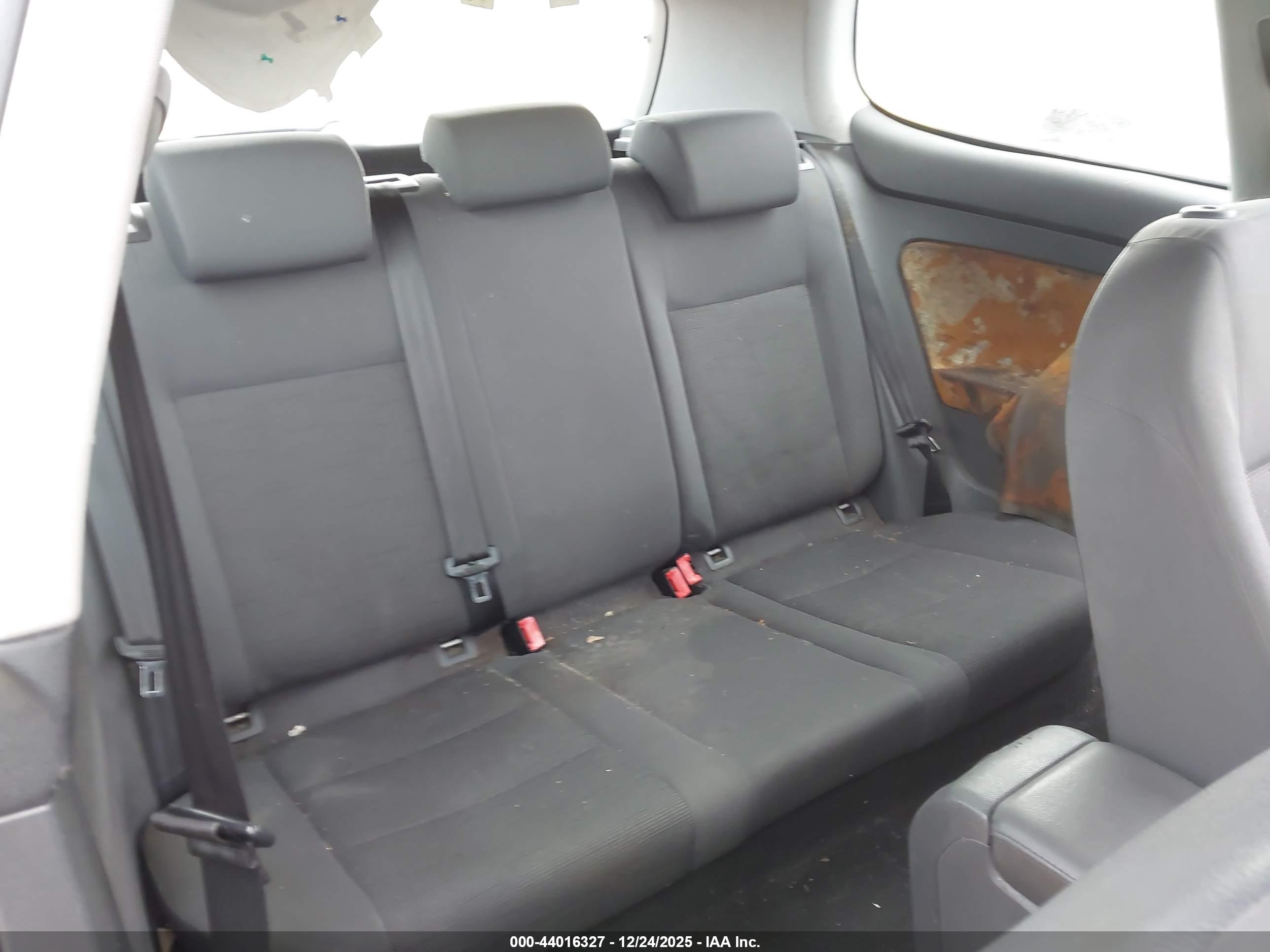 VOLKSWAGEN RABBIT image 8