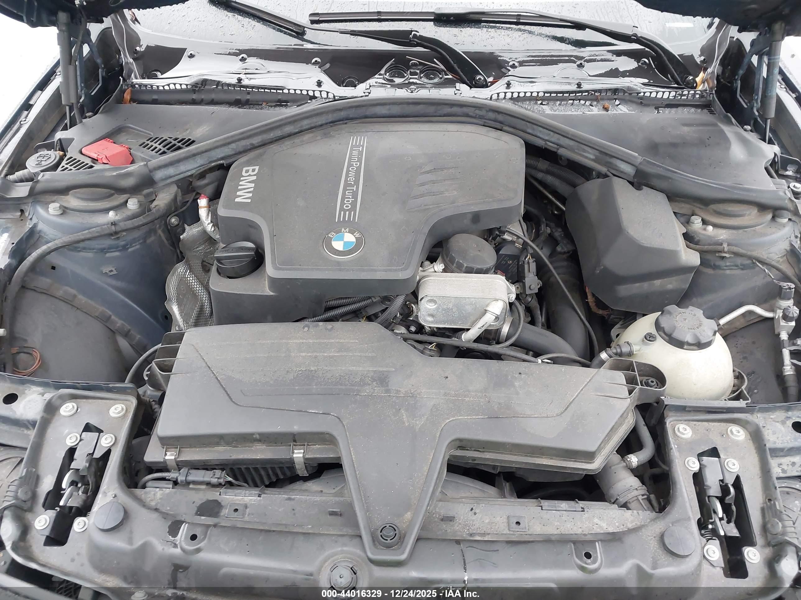 BMW 328I image 10