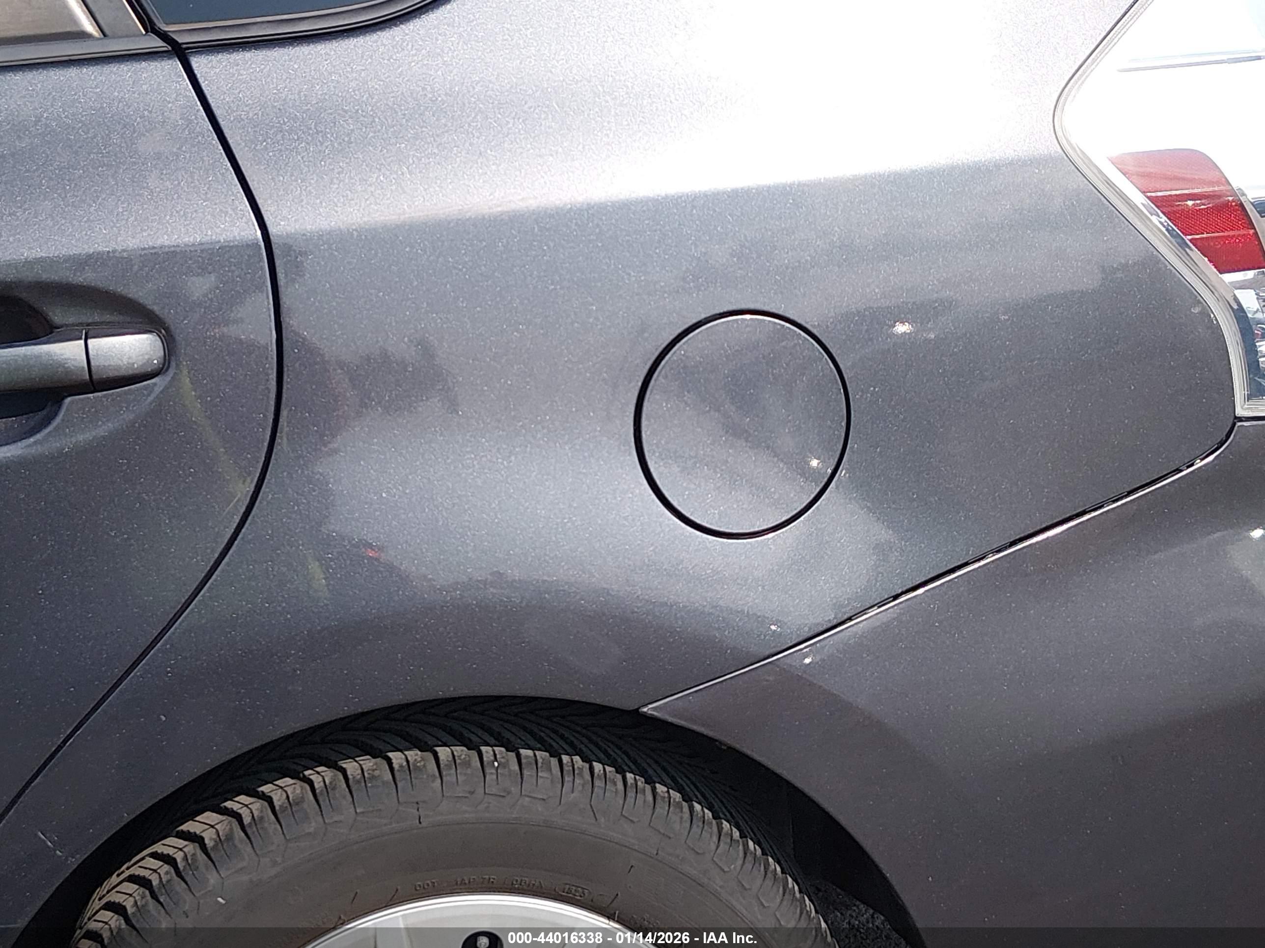 TOYOTA PRIUS image 6